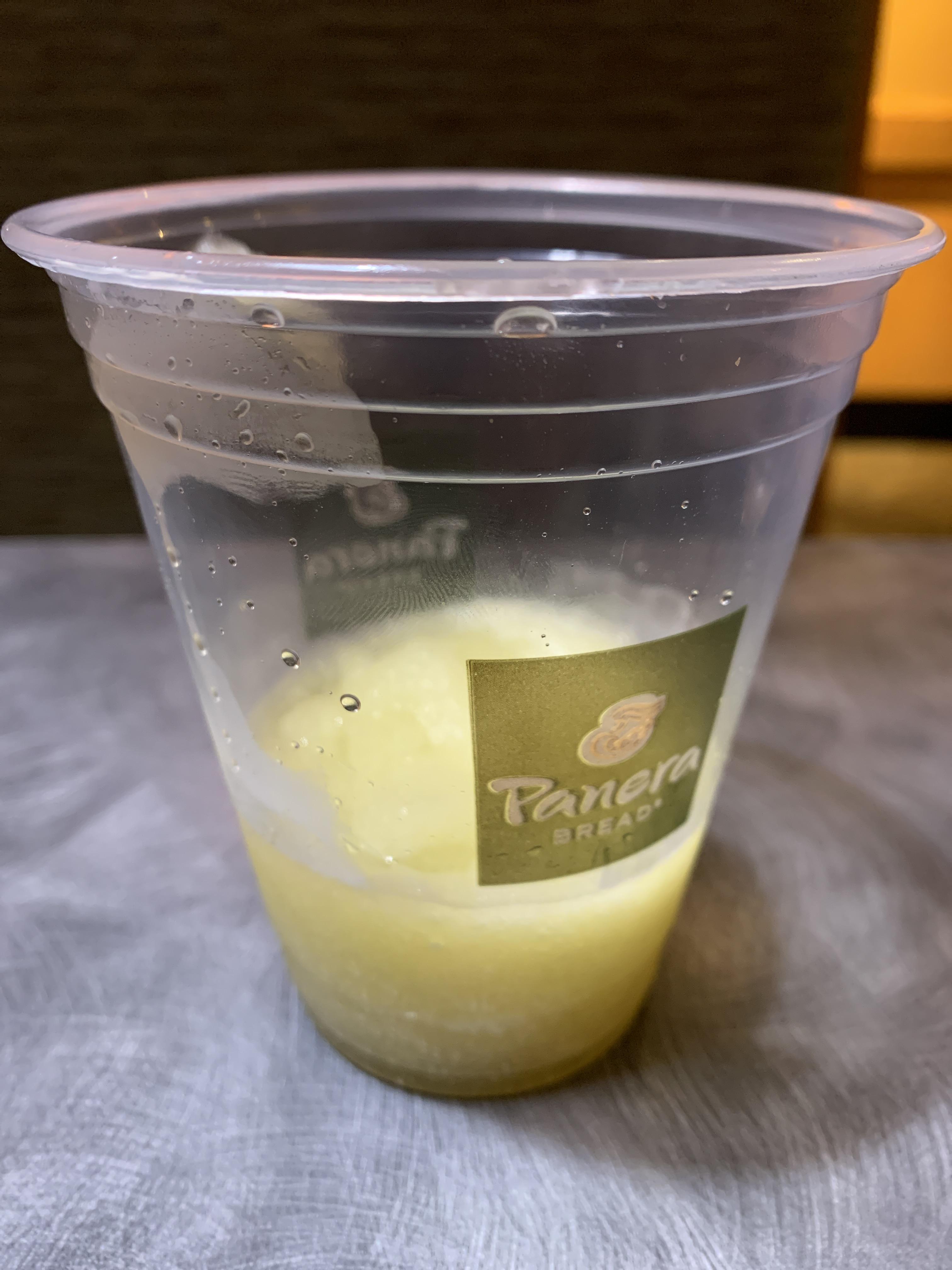 Frozen passion papaya green tea!!! r/Panera