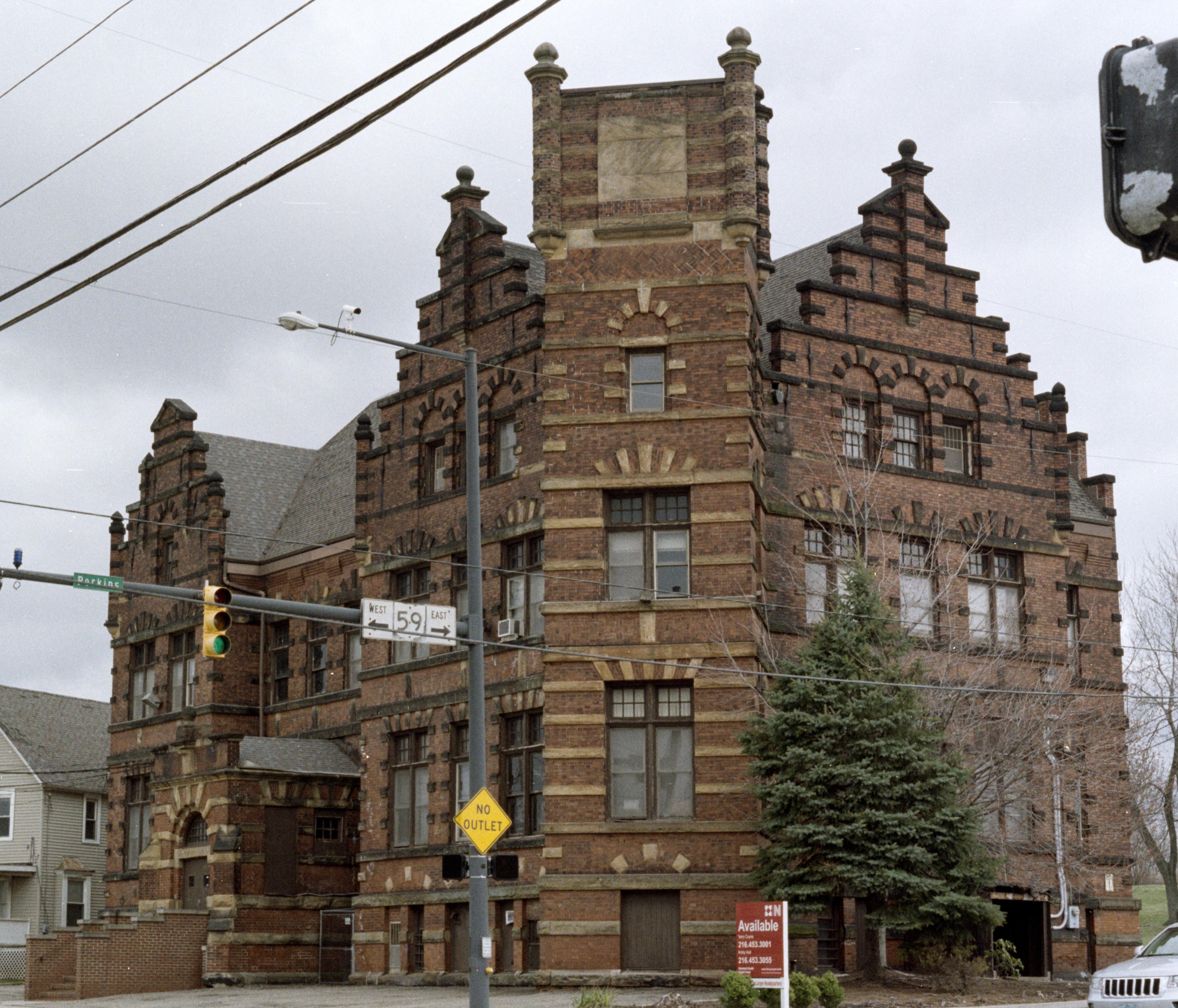 Werner Castle, Akron, Ohio 18952020 r/Lost_Architecture