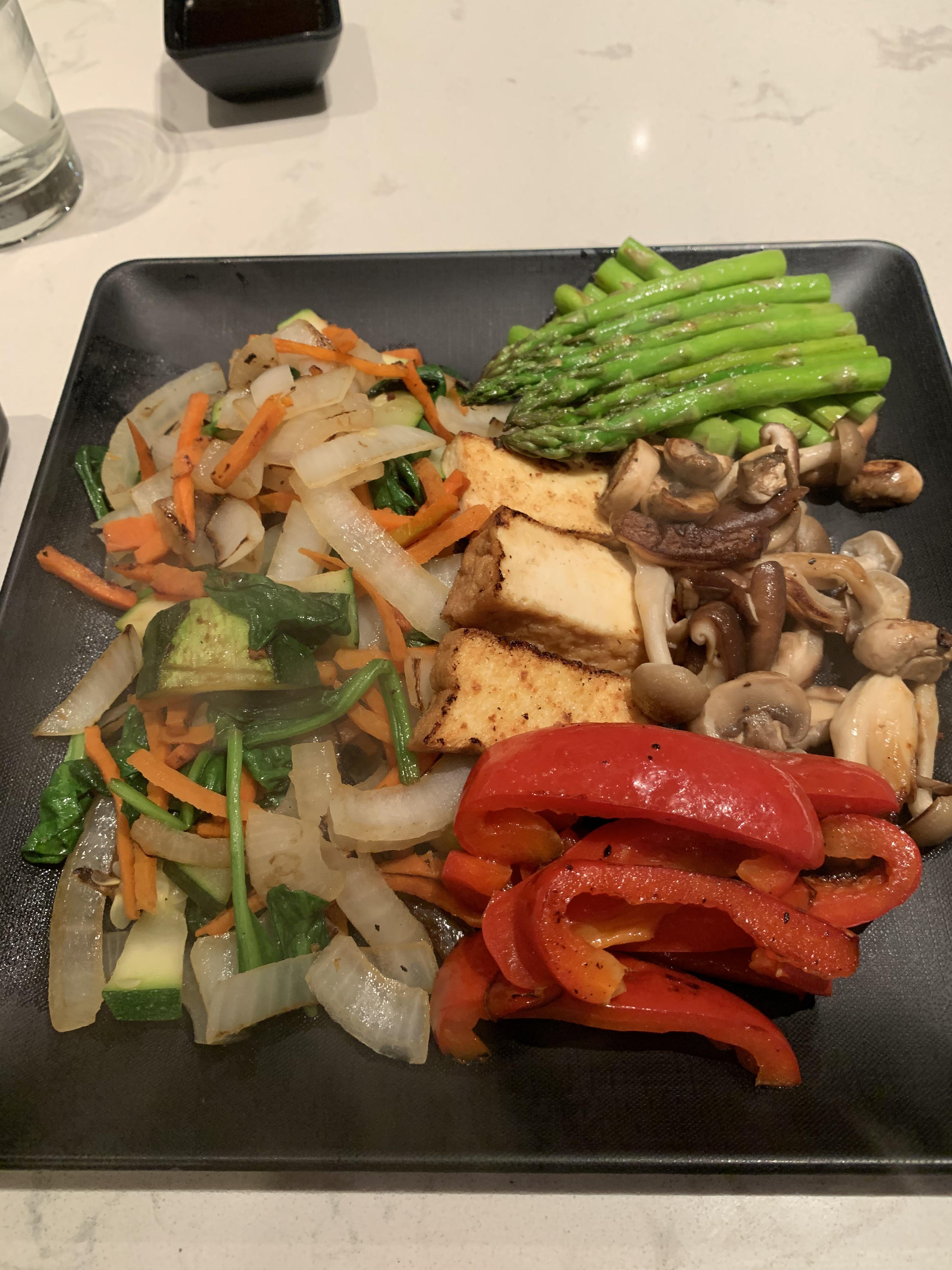 Vegan hibachi at Disney’s Epcot r/VeganFoodPorn