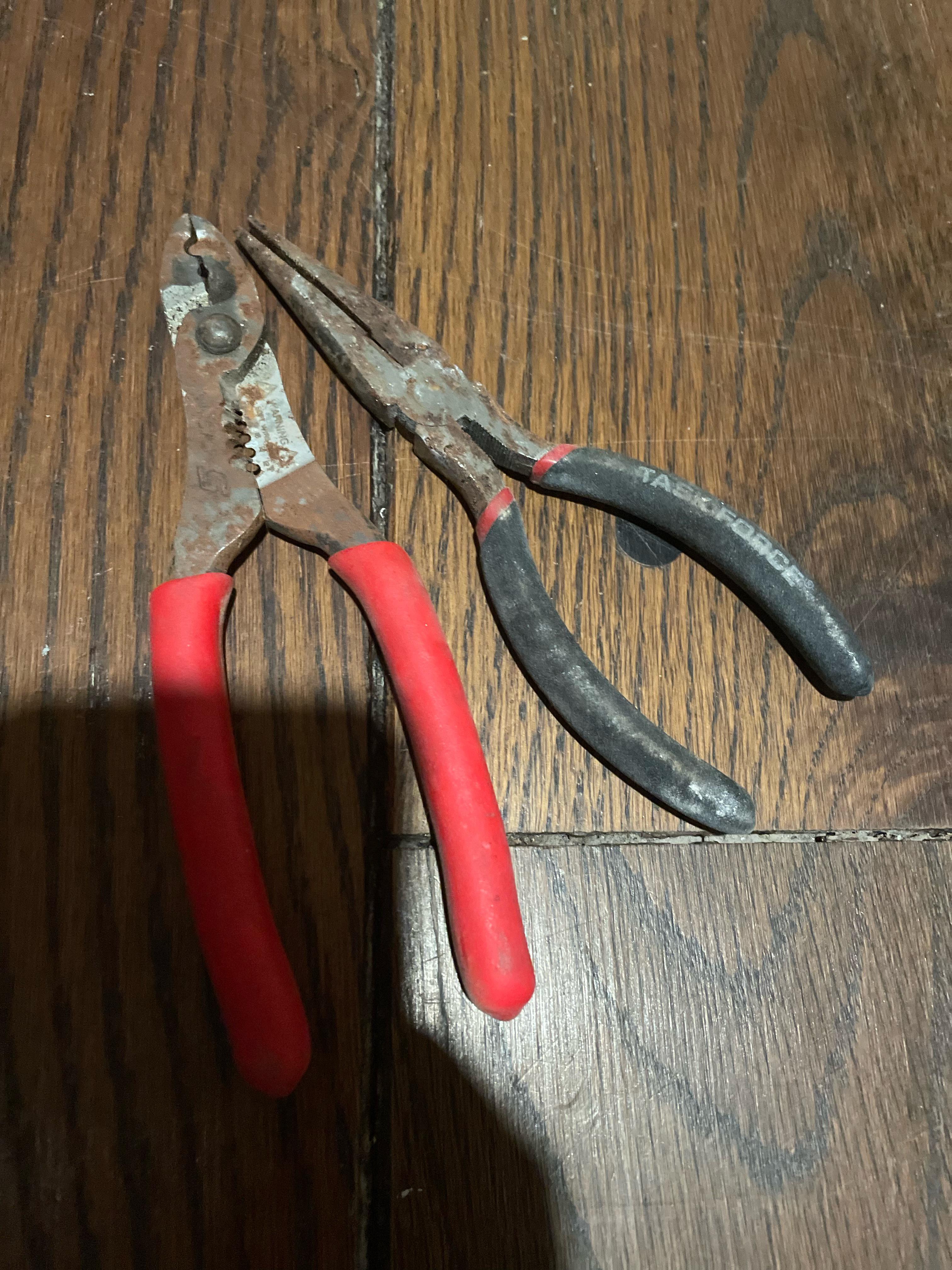 How do you quickly remove rust from tools ? TIA. r/howto