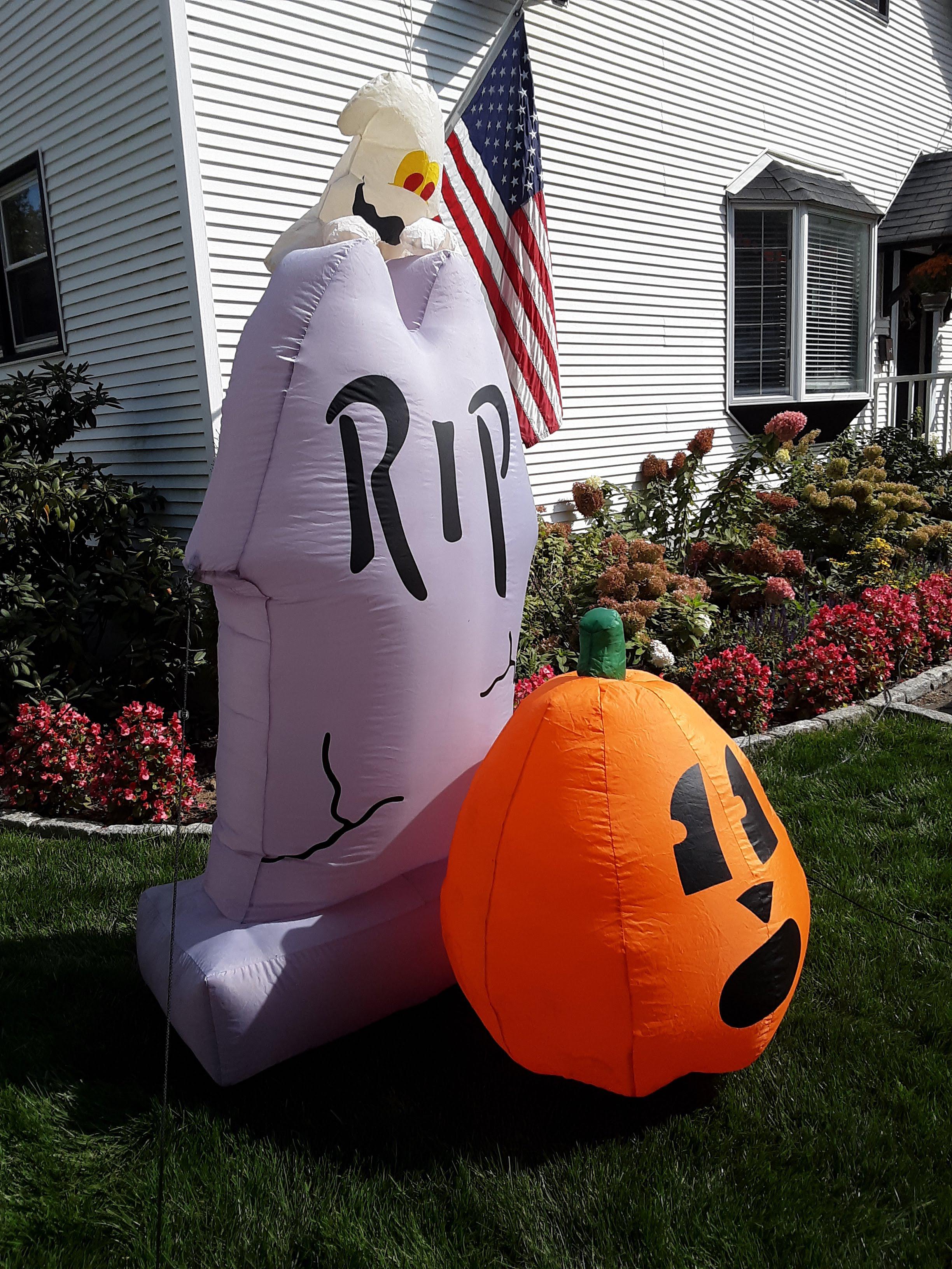 Halloween edition. Is that what the tops of gravestones really look