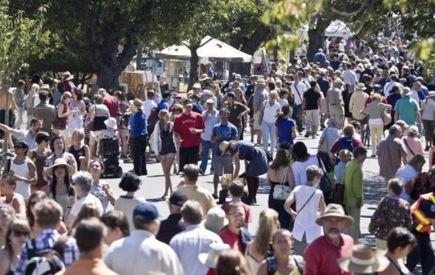 Be Seen Moss Street Paint In starts 10am today r/VictoriaBC