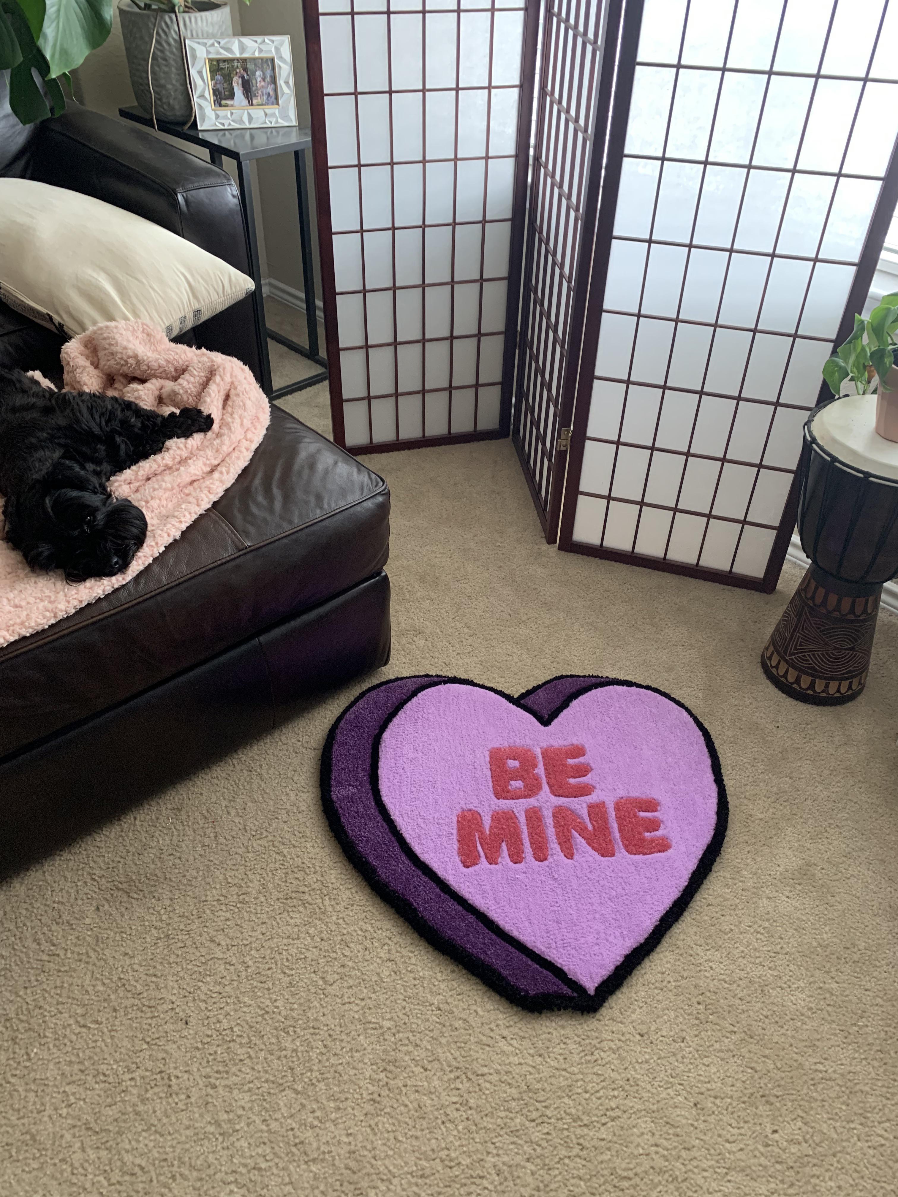 Made the wife a Valentines rug! Inspired by those OG Valentines candy