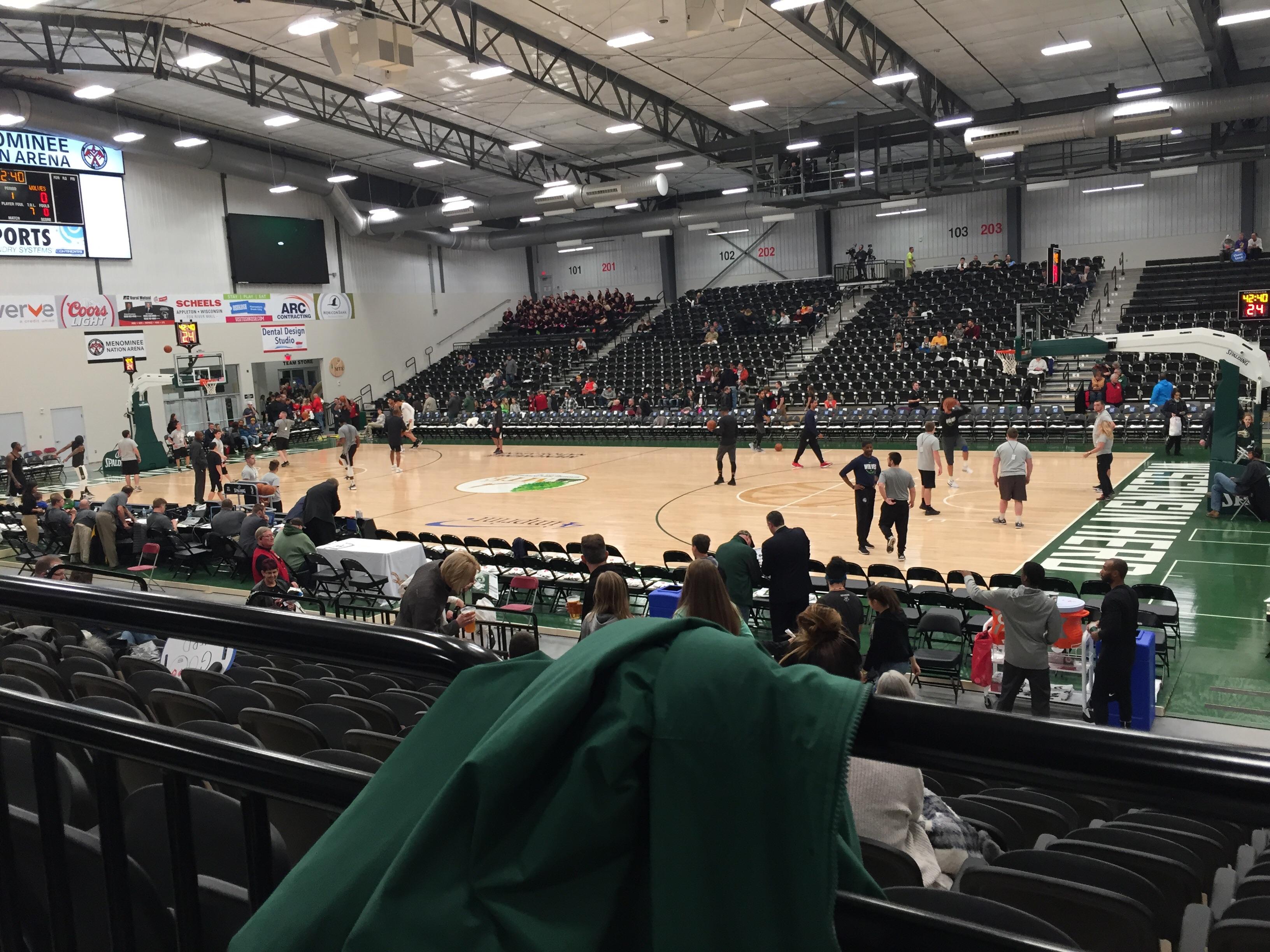 Oshkosh arena looking nice. r/WiscoHerd