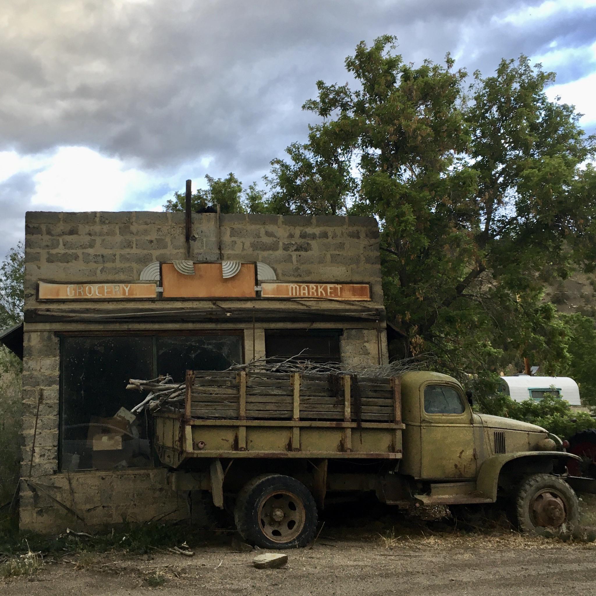 Holy crap, you guys, it’s Uncle Otto’s Truck! r/stephenking