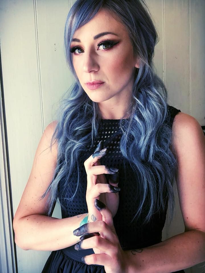 Jen Ledger Rise Photoshoot