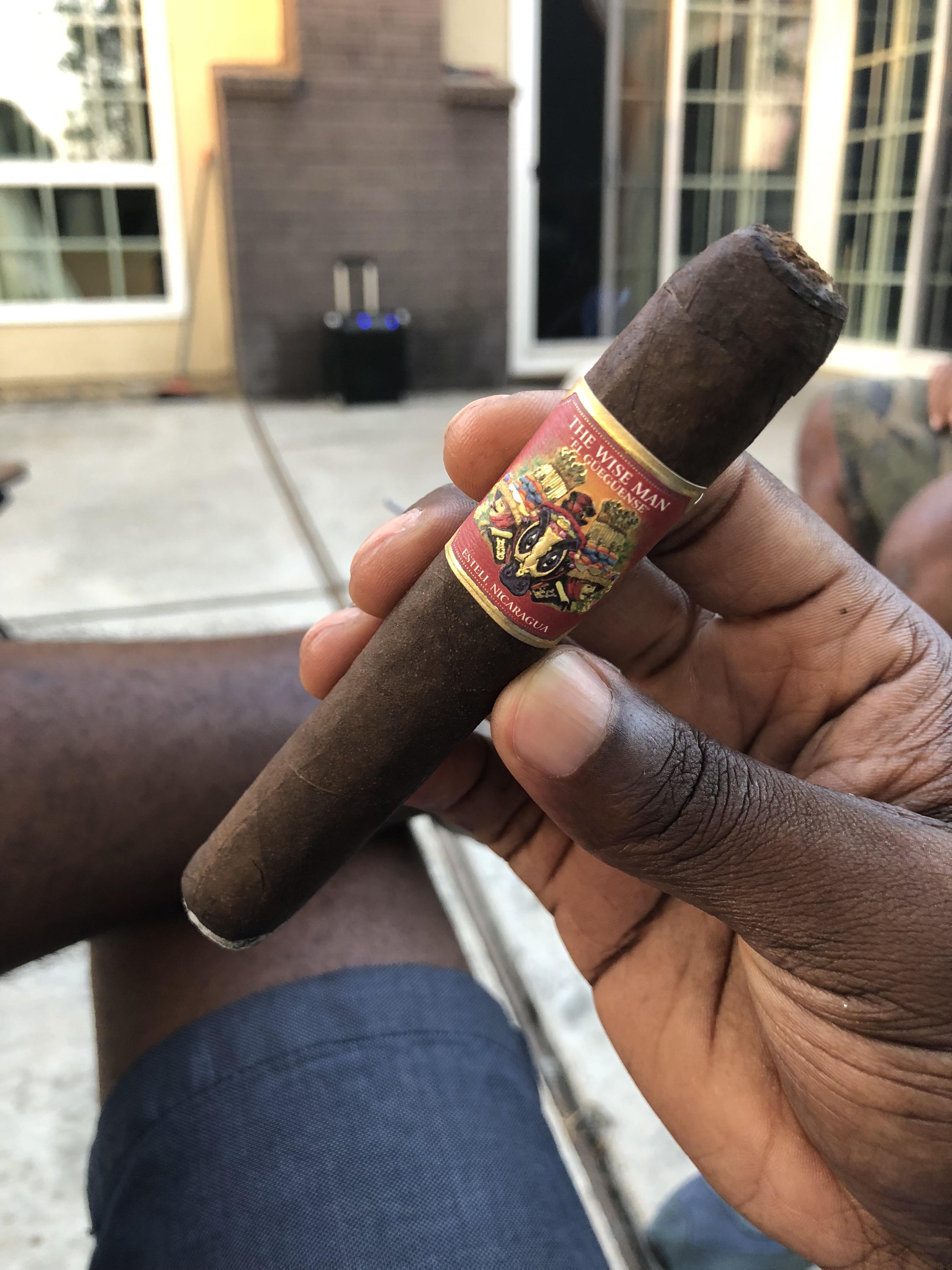Foundation Cigars never disappoints! wisemanmudro botl r/cigars