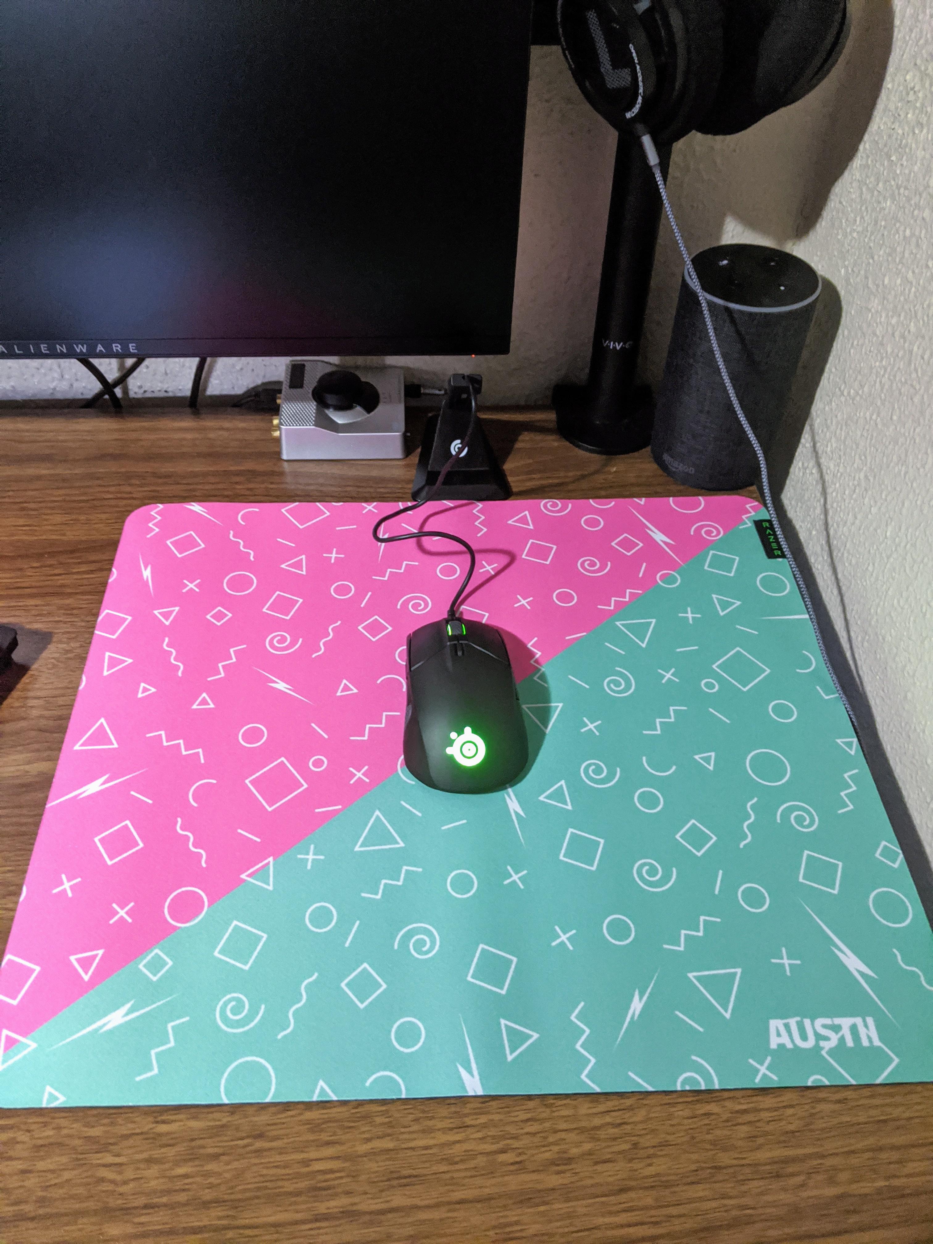 Finally got my custom razer gigantus v2!!! r/MousepadReview