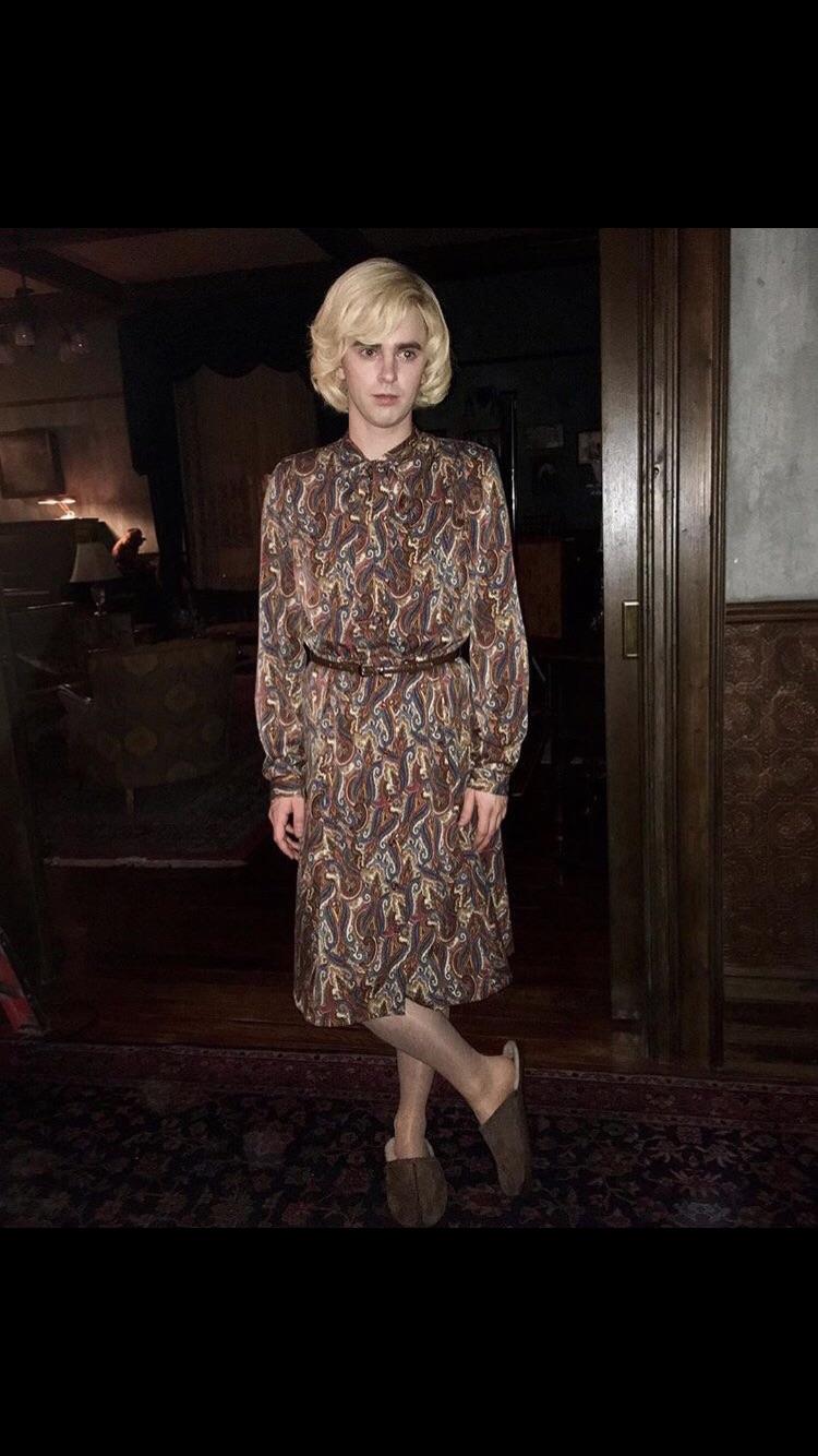 Freddie in his mother gear r/BatesMotel