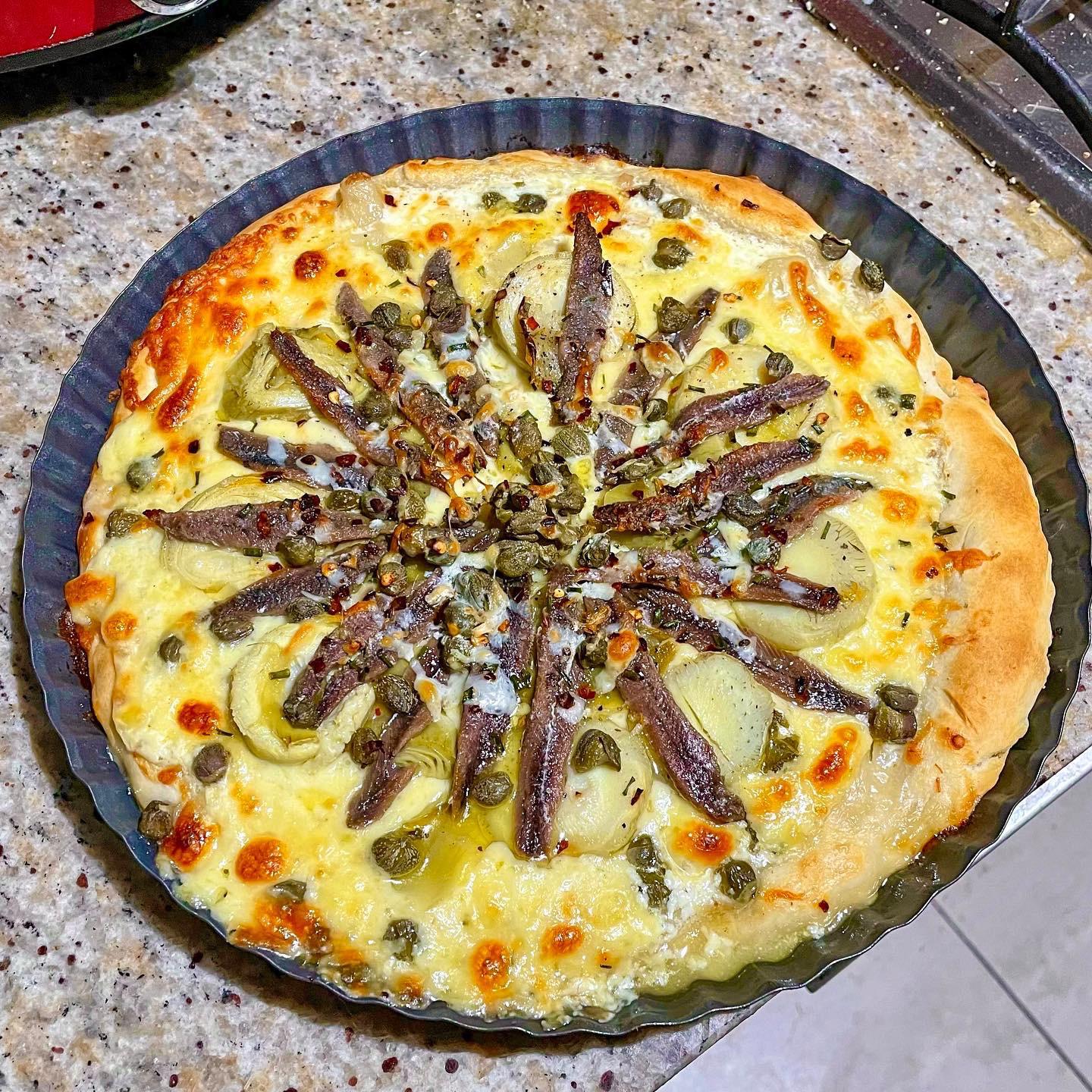 [homemade] Anchovy & Artichoke Pizza with Capers and Cream & Clam Sauce r/food