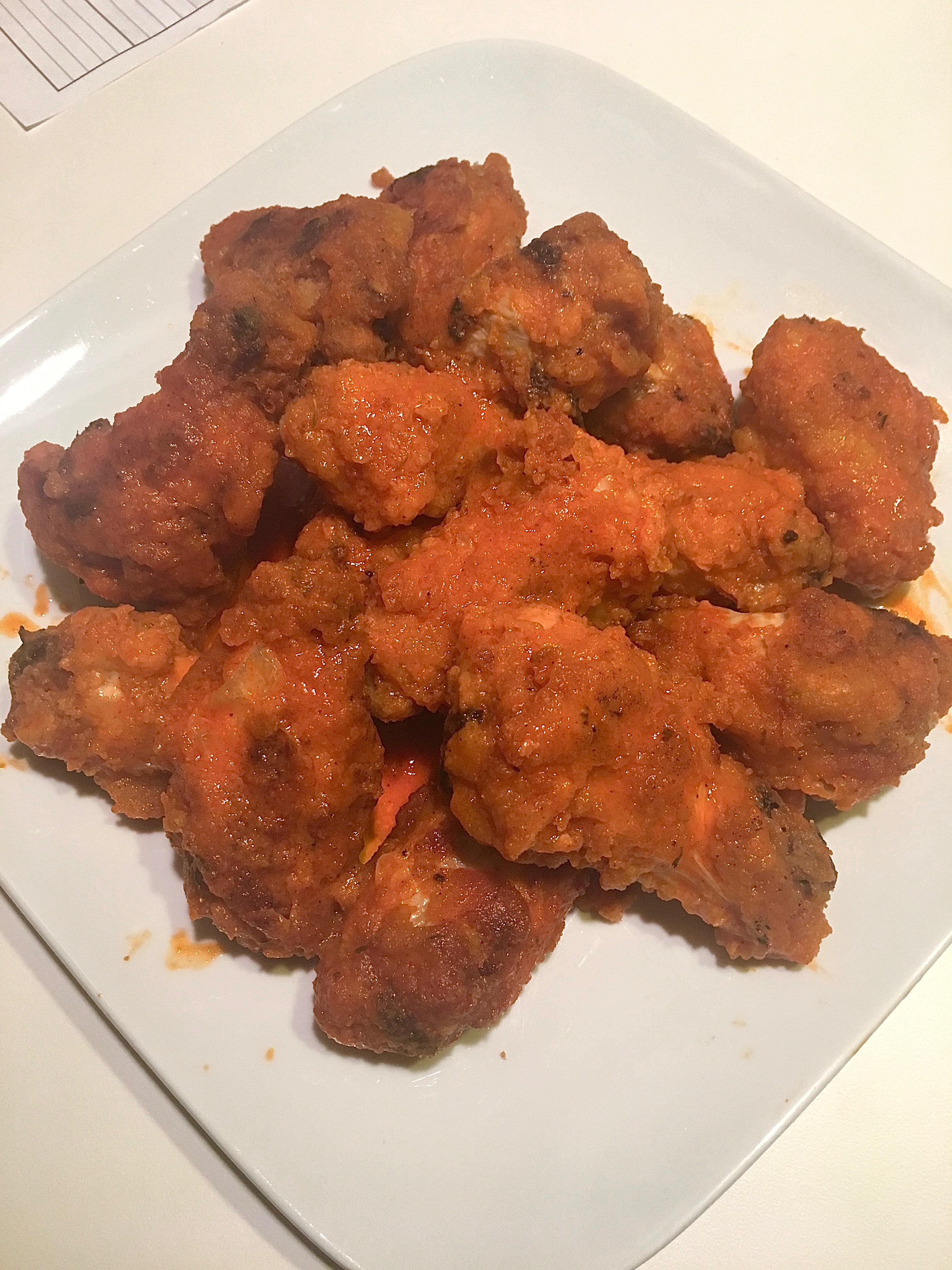 [Homemade] fried buffalo wings r/food