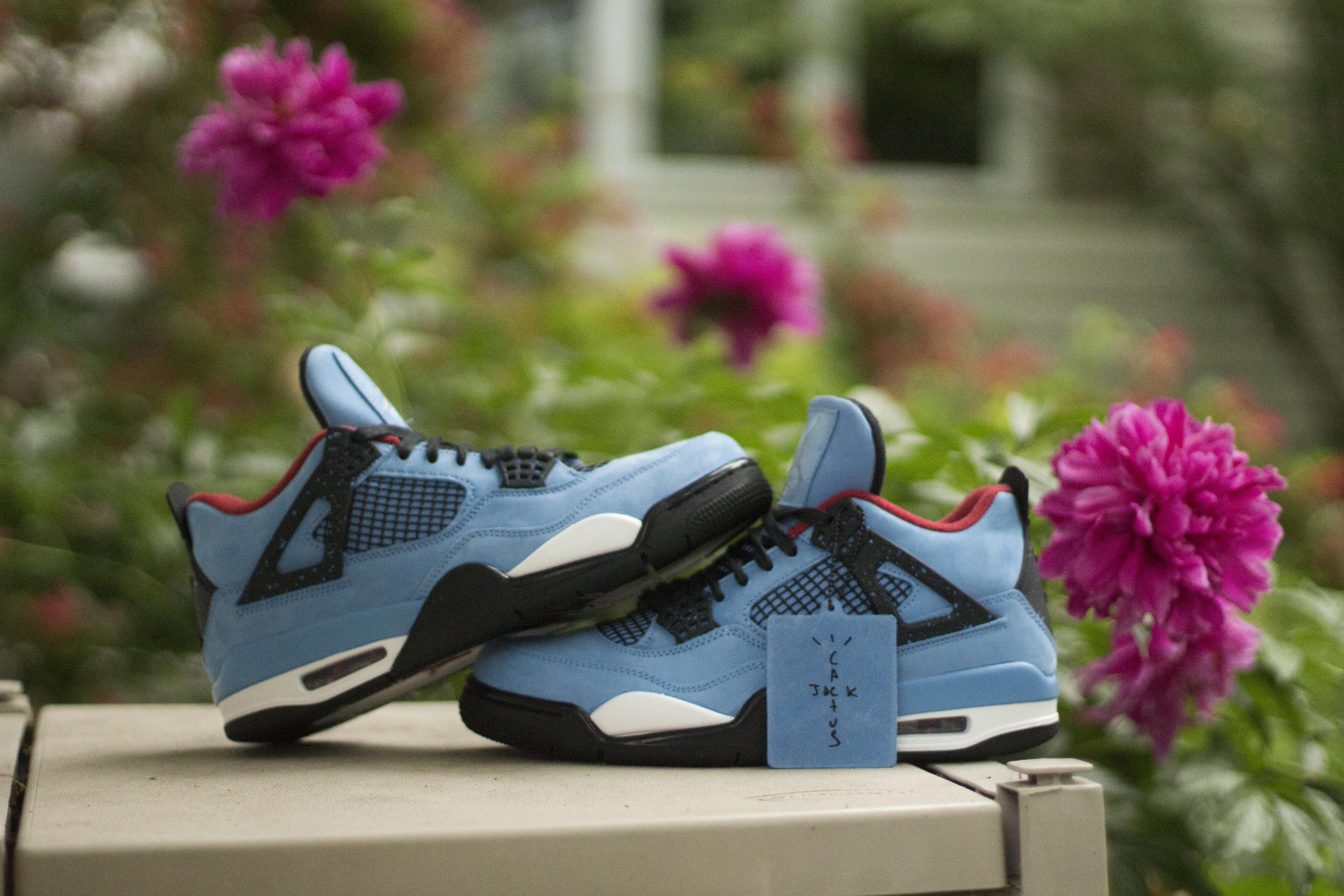 Definitely one of the best sneakers of the year. r/Sneakers