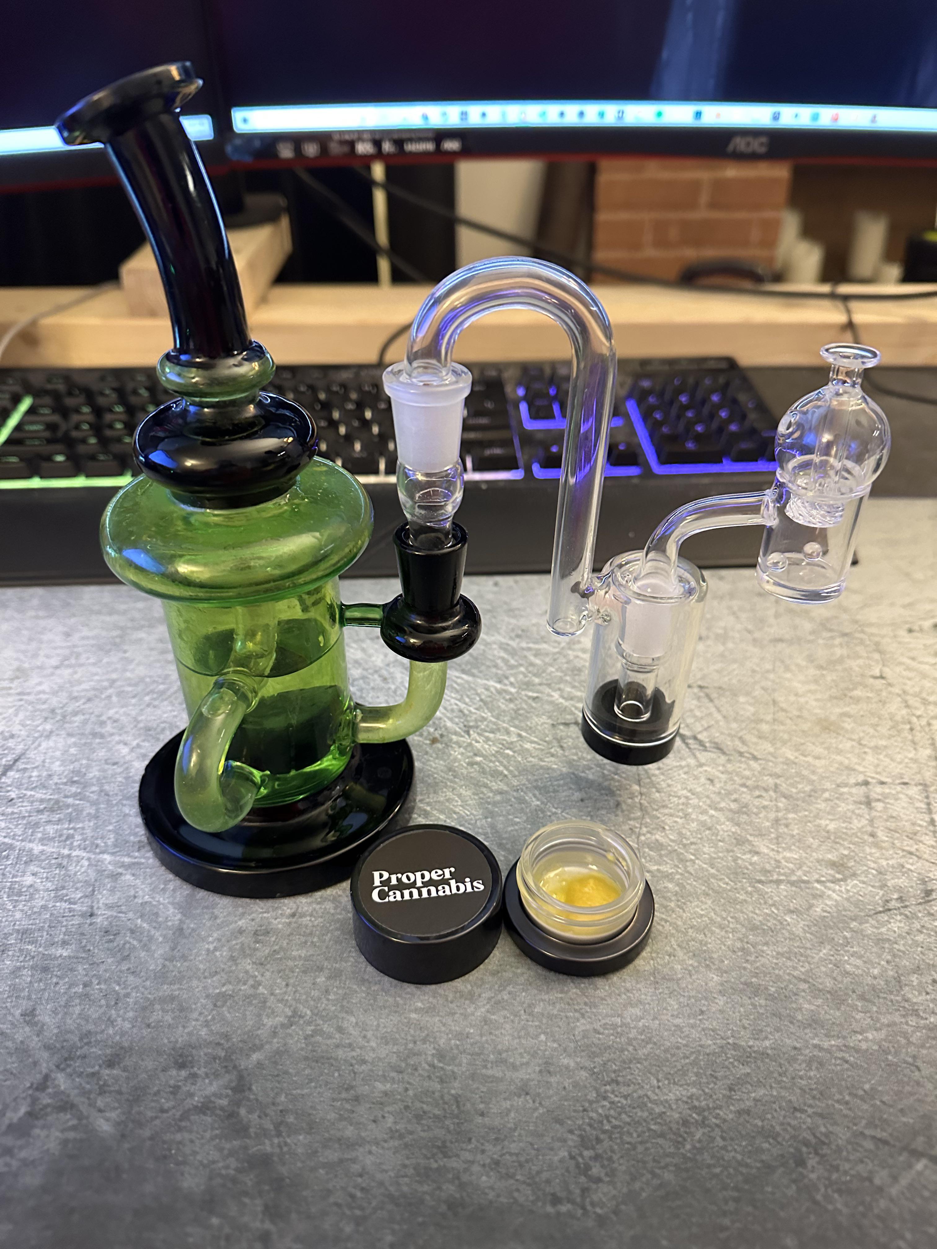 Freshly Cleaned Rig, New Reclaim Catcher, New Banger. Fresh Live Resin