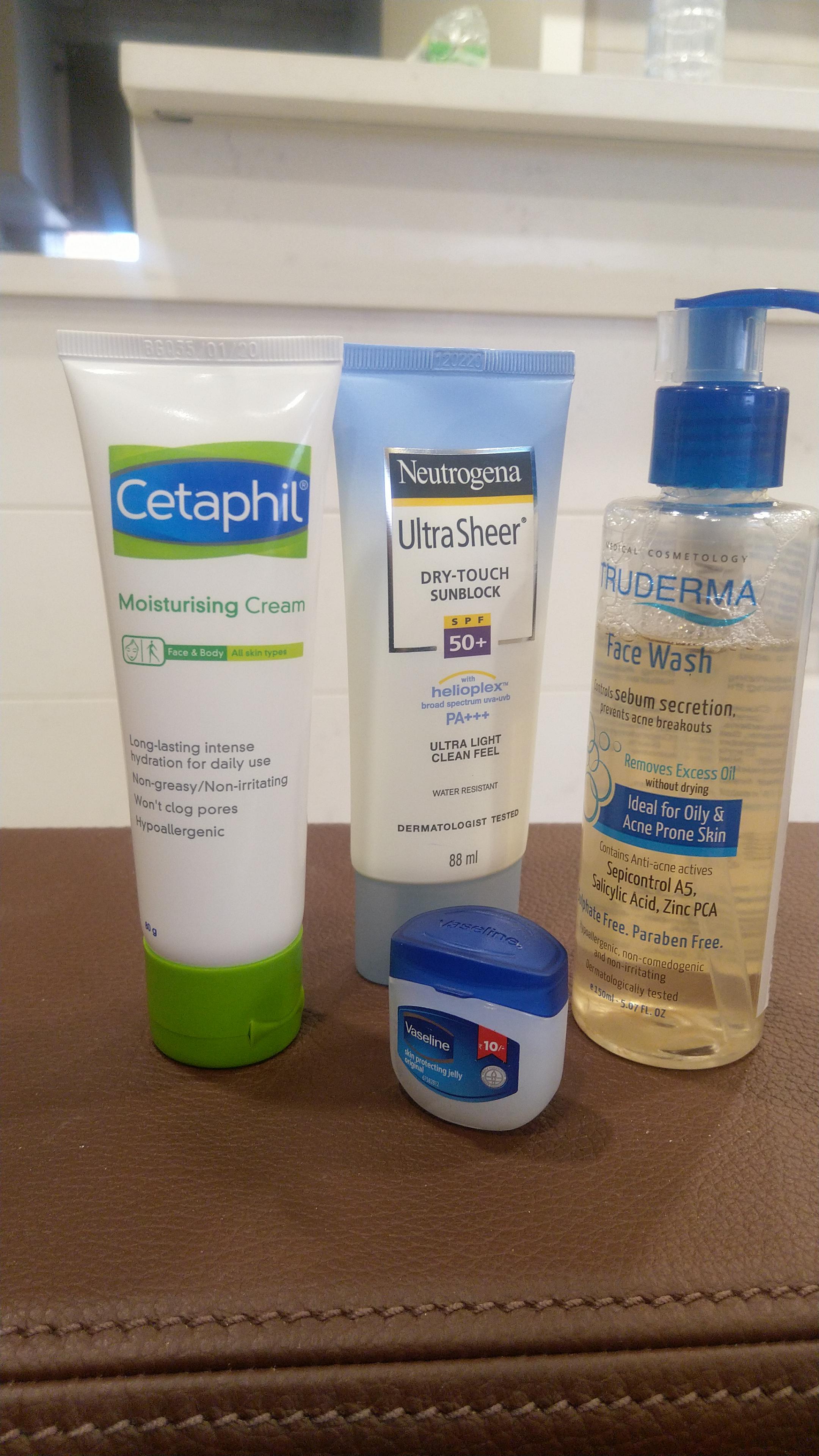 My ultra simple, budget friendly, skincare routine for beginners. r