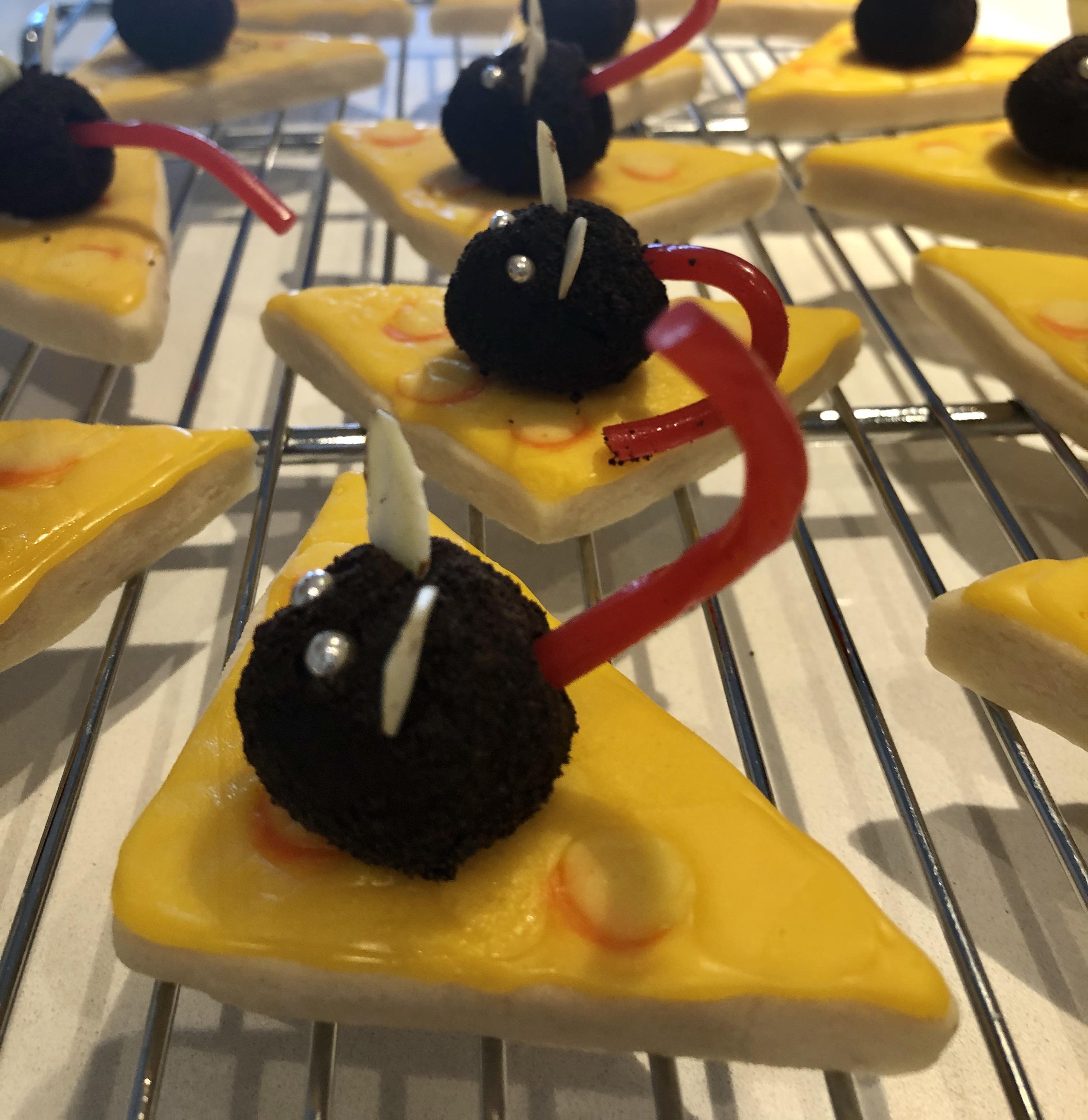 Chocolate Truffle Mice on Sugar Cookies r/Baking