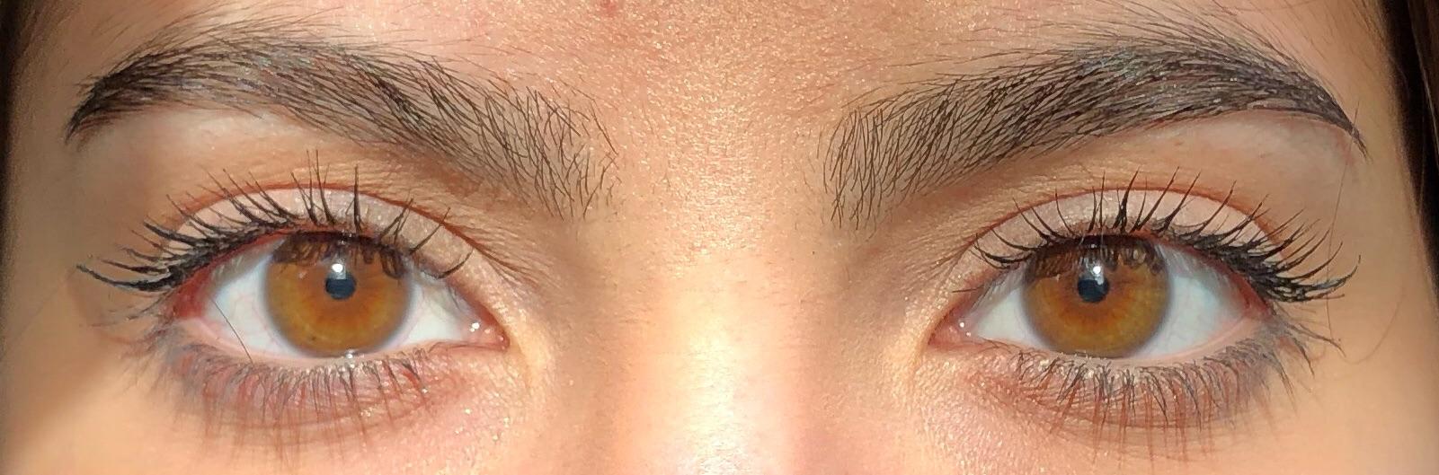 Amber eyes in natural light r/eyes
