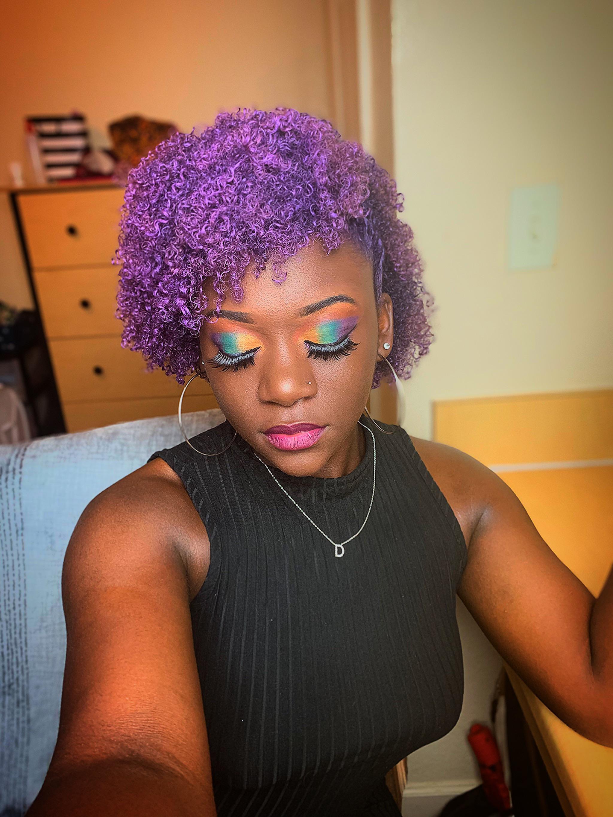 I tried Purple Hair Paint Wax !💜 r/Naturalhair
