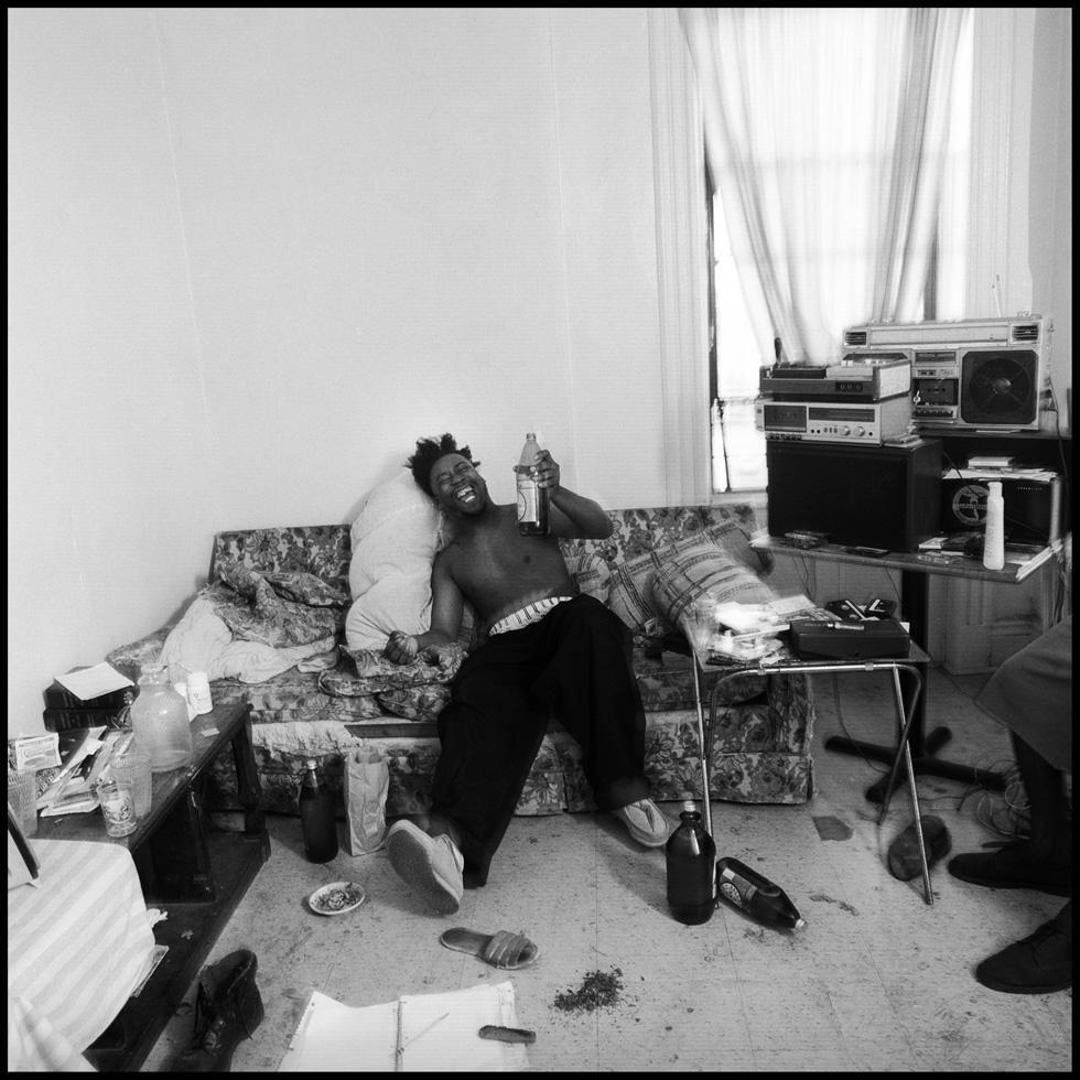 Ol’ Dirty Bastard, somewhere in New York. 1994 r/OldSchoolCool