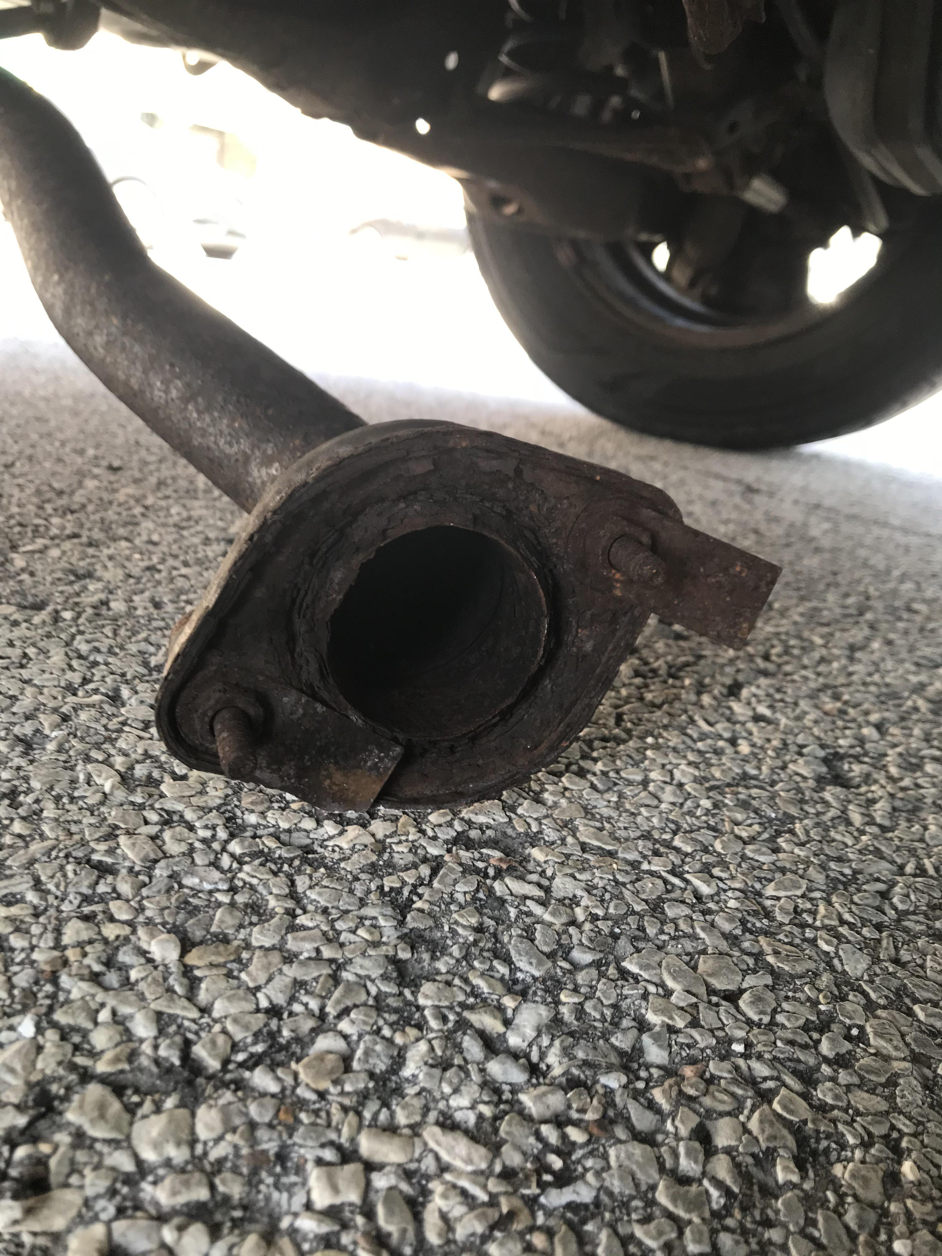 Exhaust pipe broke off behind the muffler, any fix ideas? Will exhaust