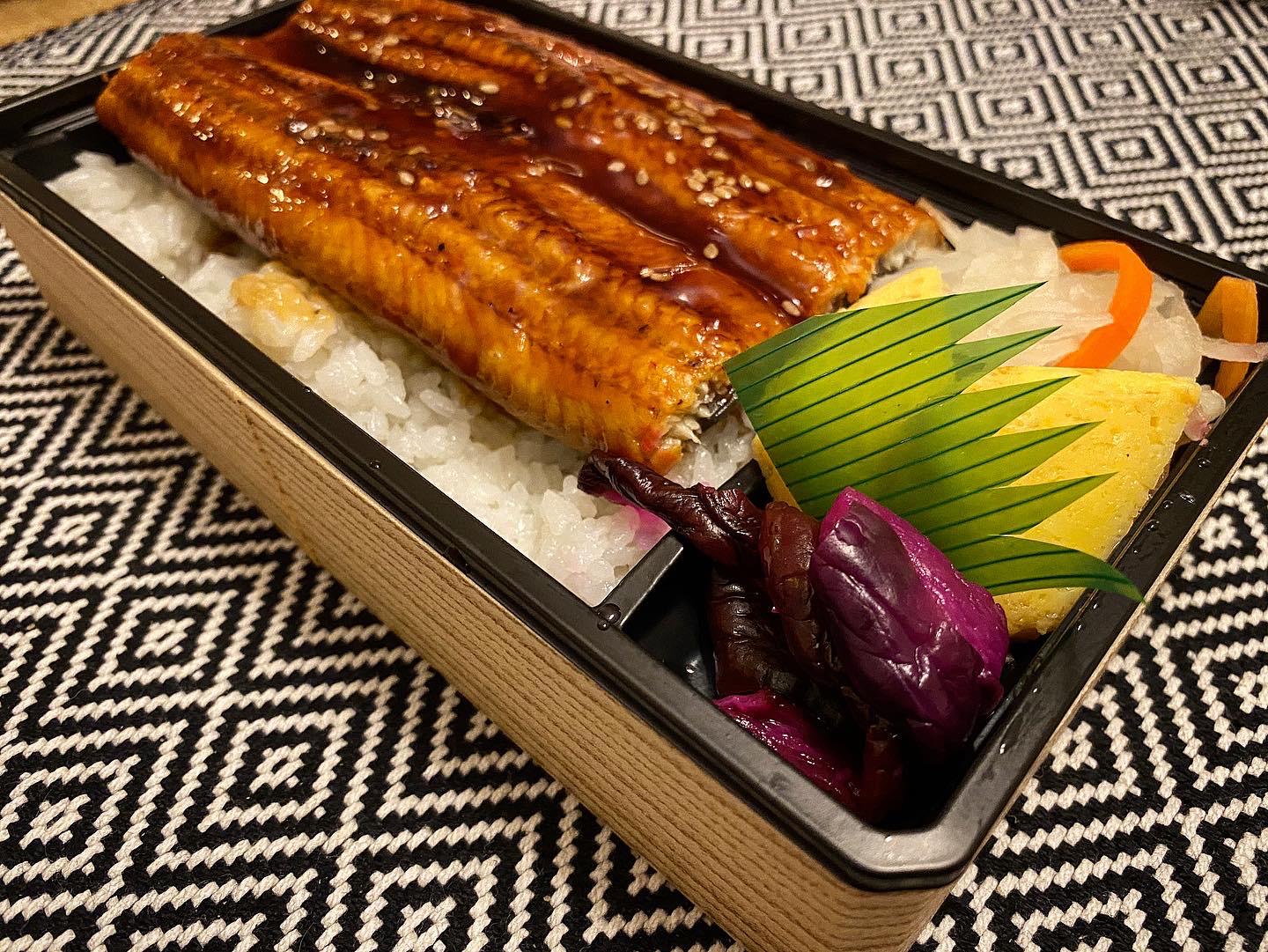 Unaju eel over rice. r/JapaneseFood