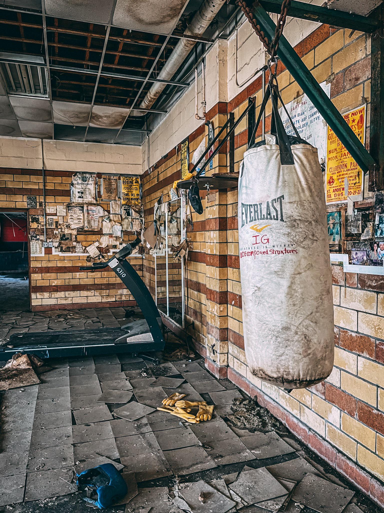 Abandoned Boxing Gym in Indiana r/AbandonedPorn