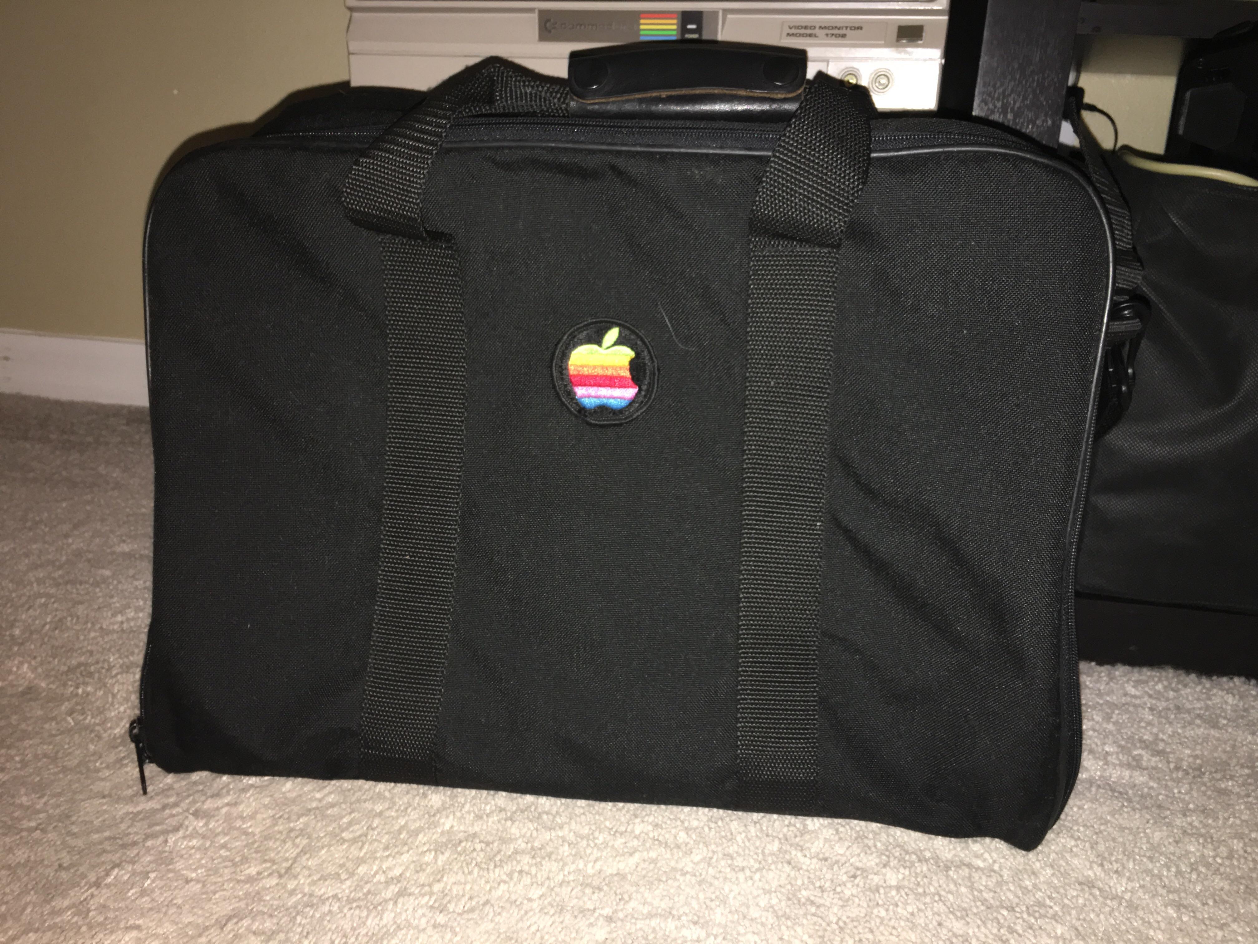 Got this Vintage Apple bag today! Had to give it a good clean, but