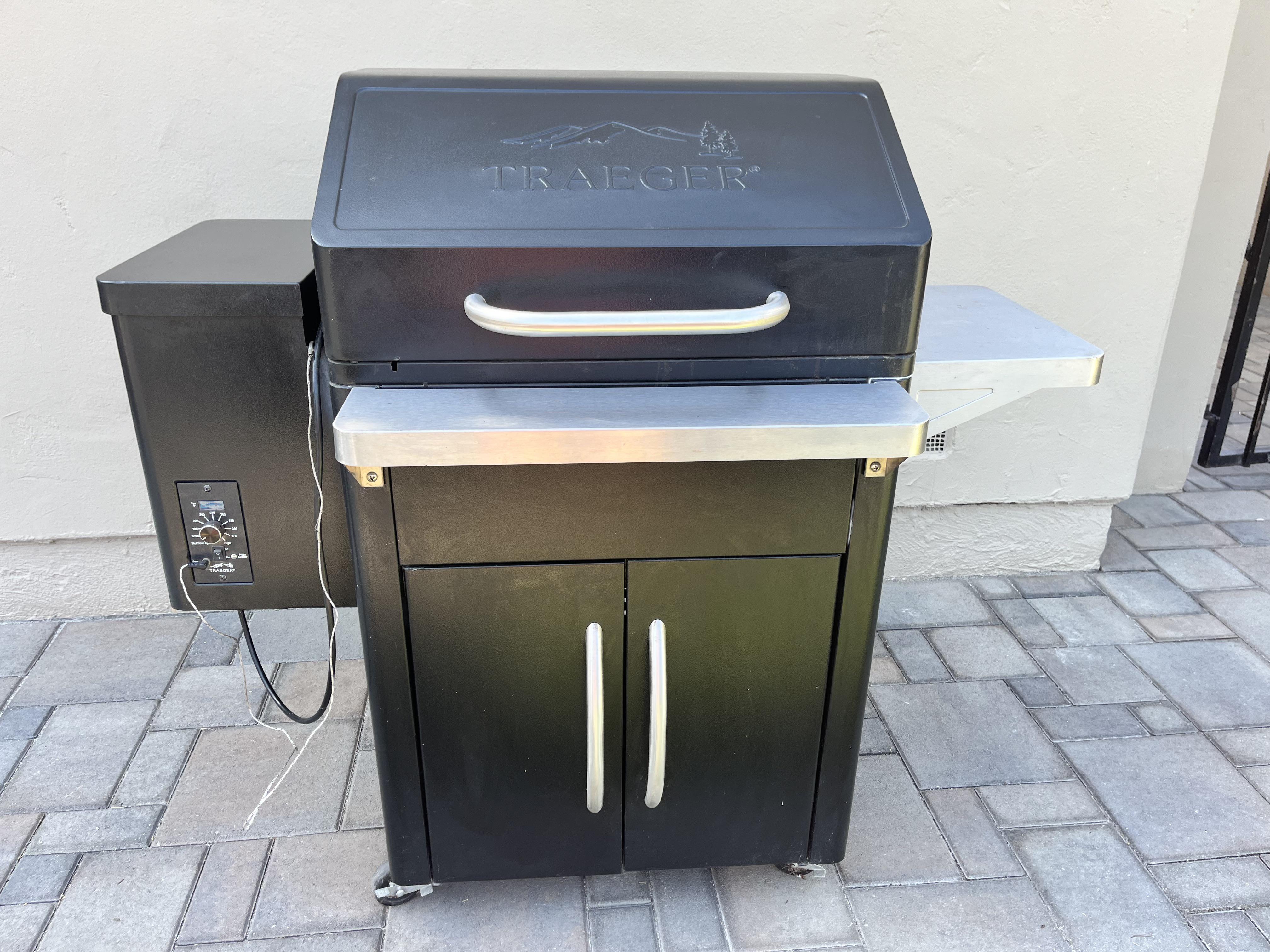 ID on this model? : r/Traeger