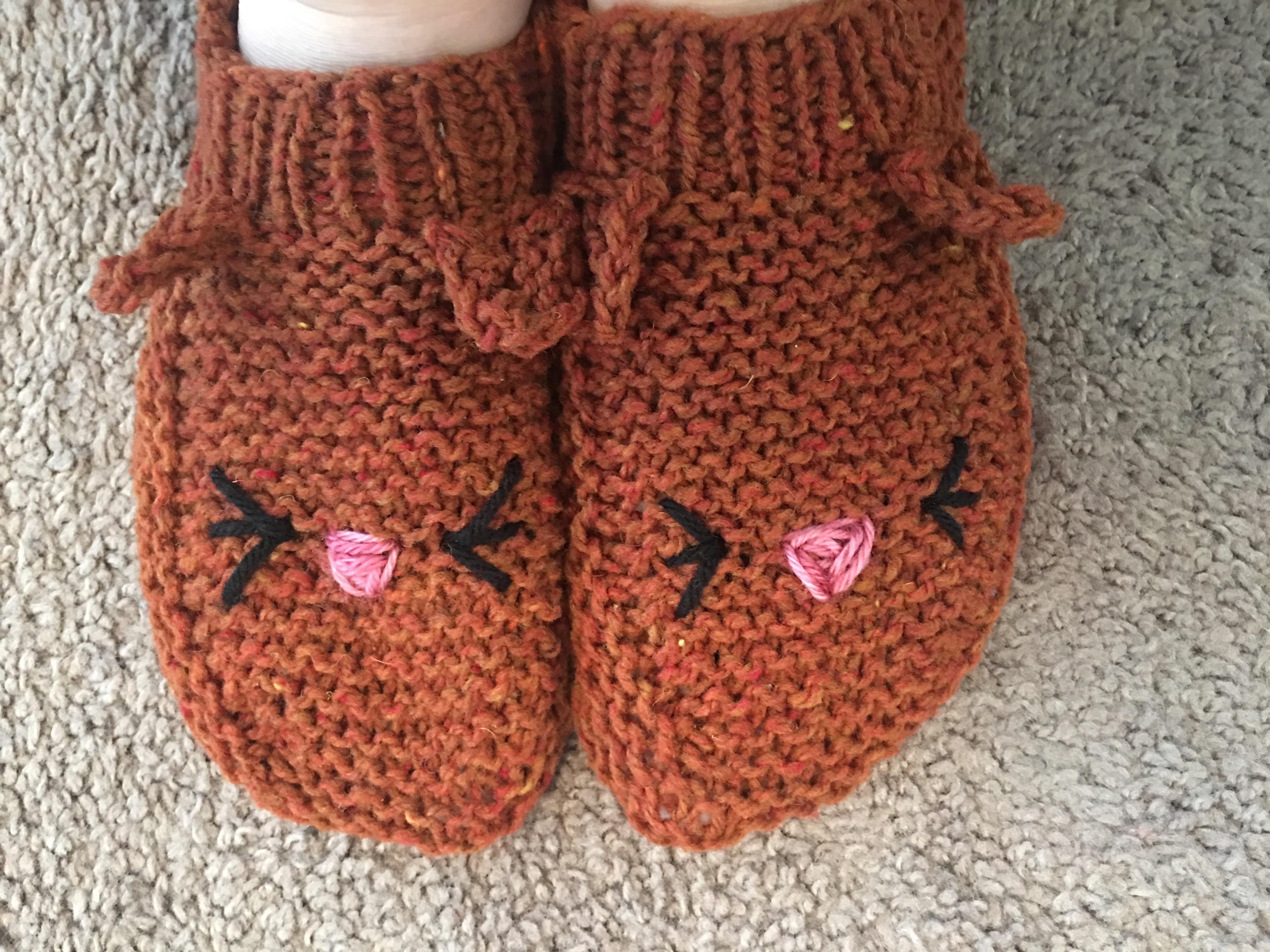 Cat slippers! r/knitting