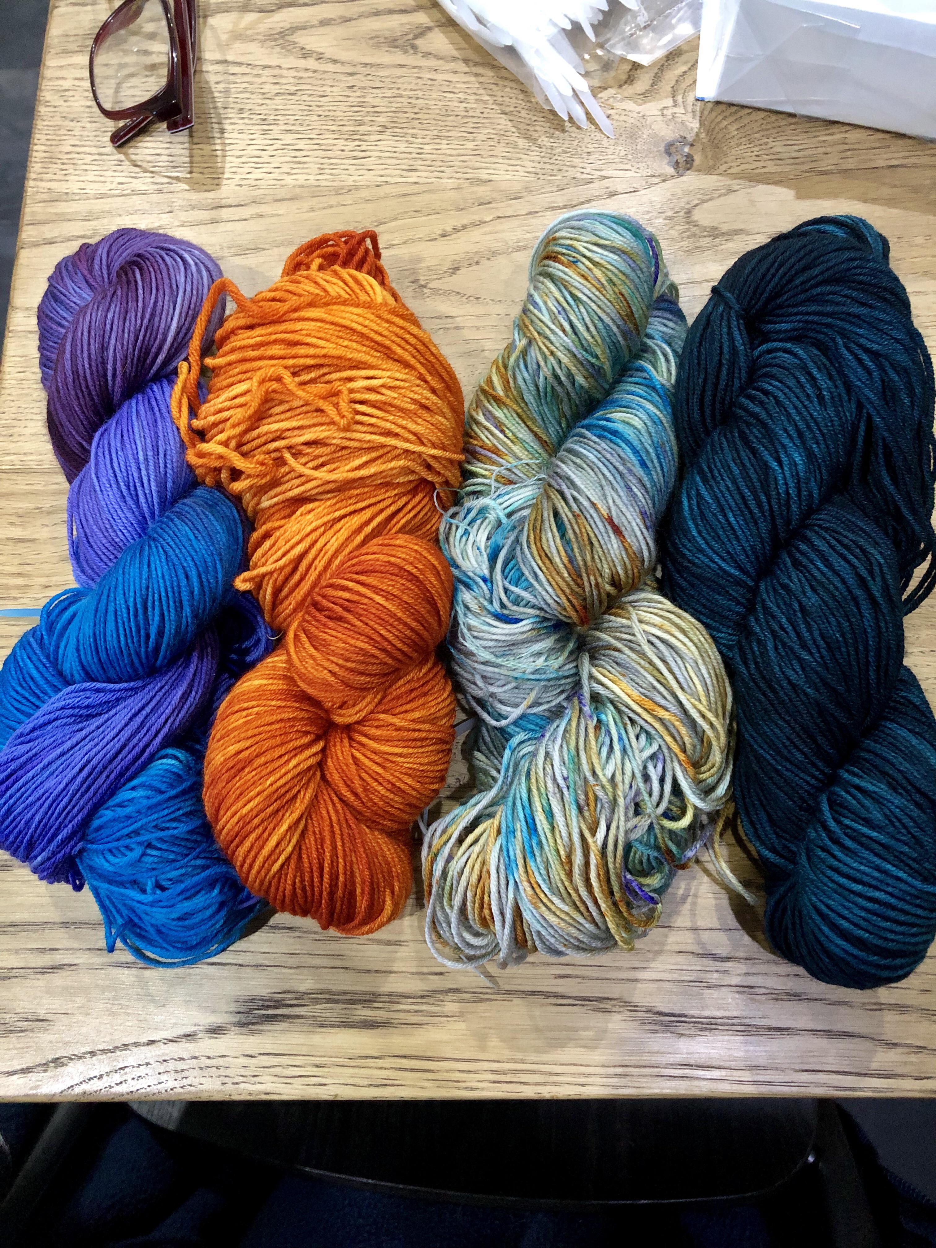 I dyed some yarn!! Thank you to everyone who helped me the other day