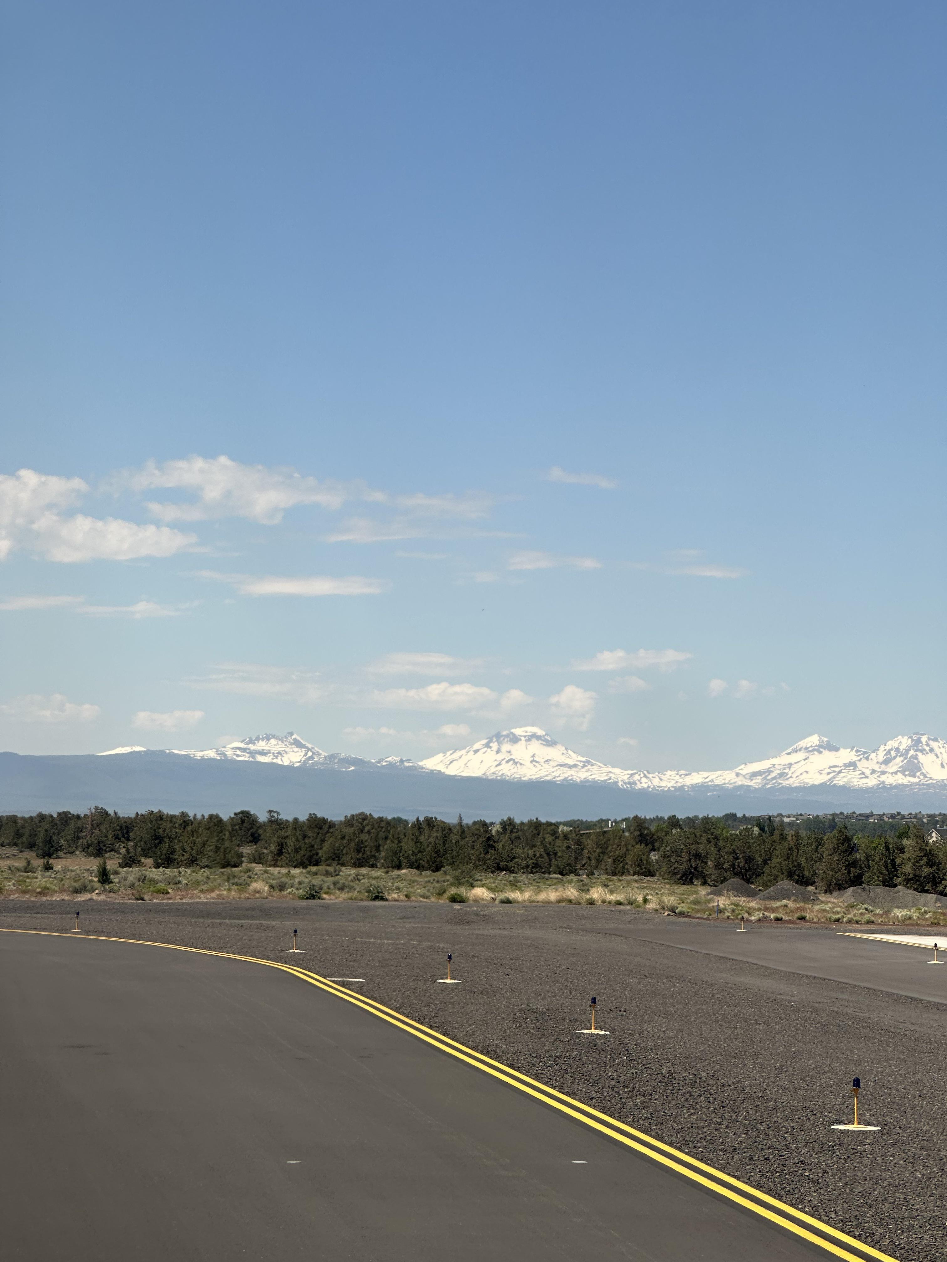 One of my favorite airports to depart from RDM r/Bend