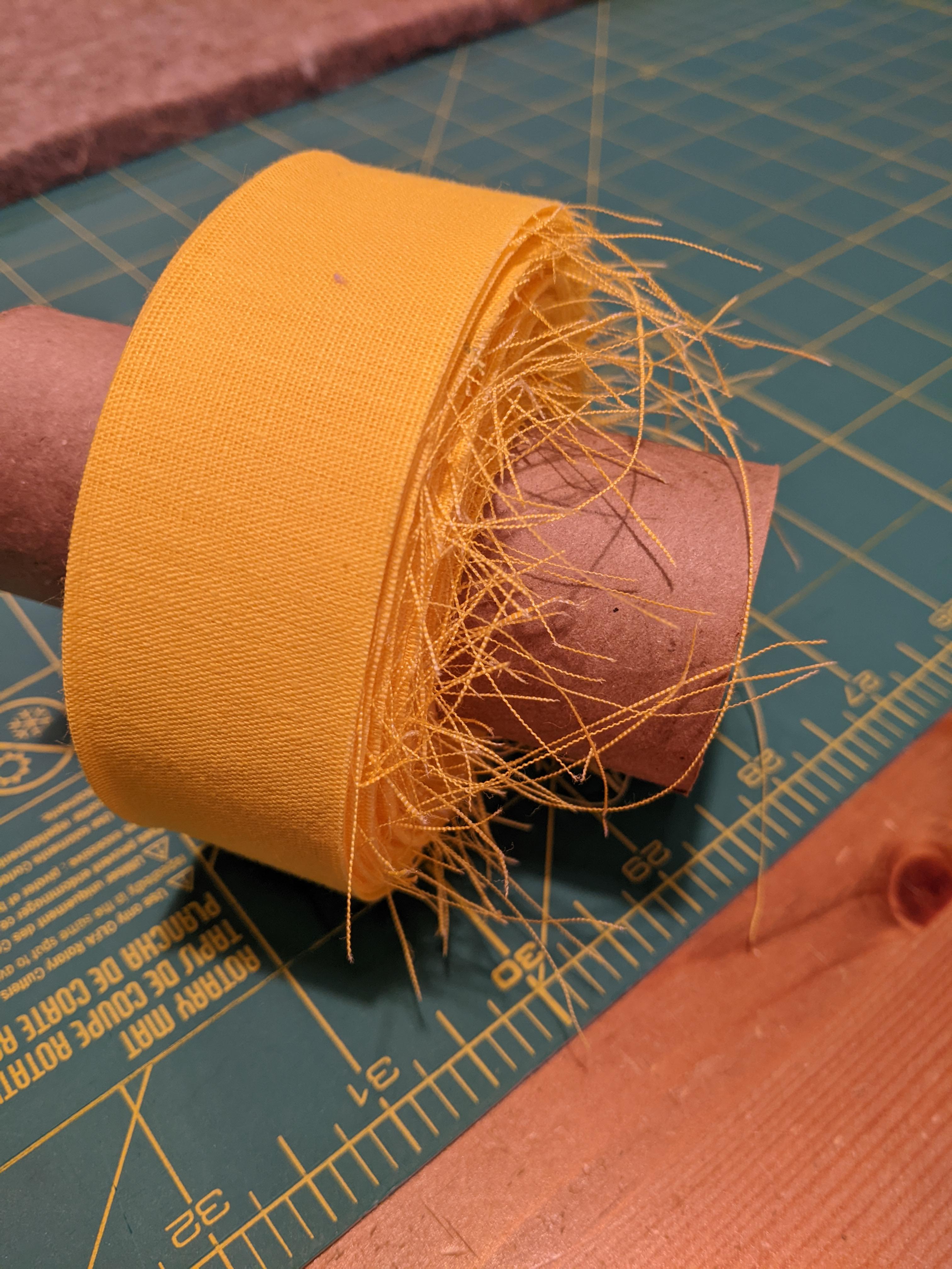 Linen binding... bad idea? I'd how much it frays. Opinions