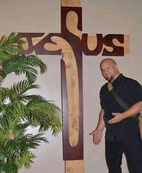 Jesus was hung on a cross r/theyknew