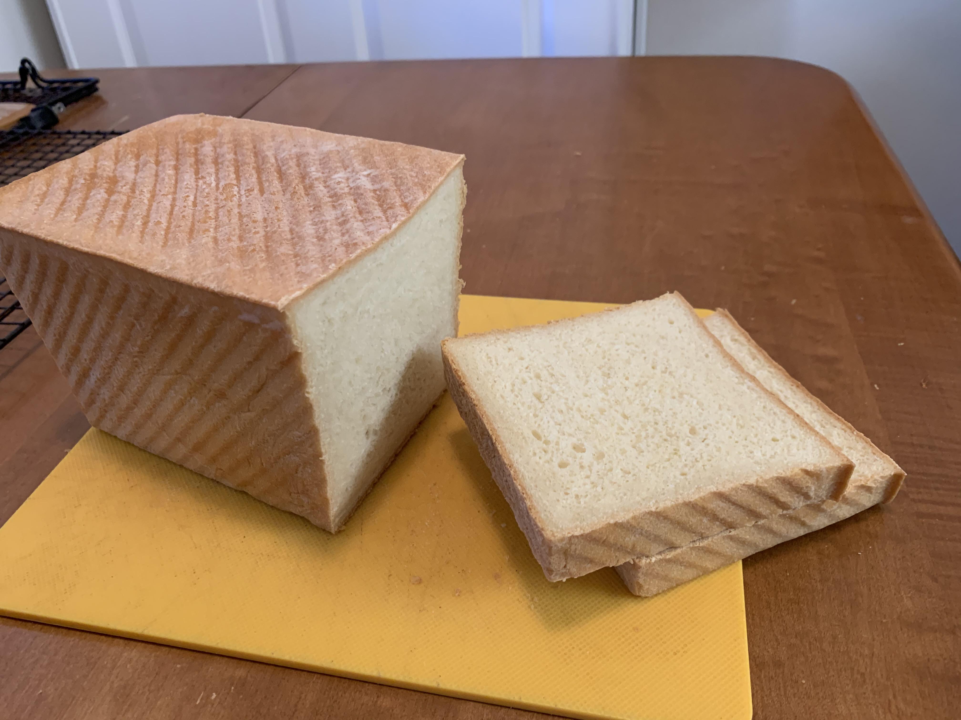 My second solo bread baking adventure Ghanaian Butter Bread! r/Breadit