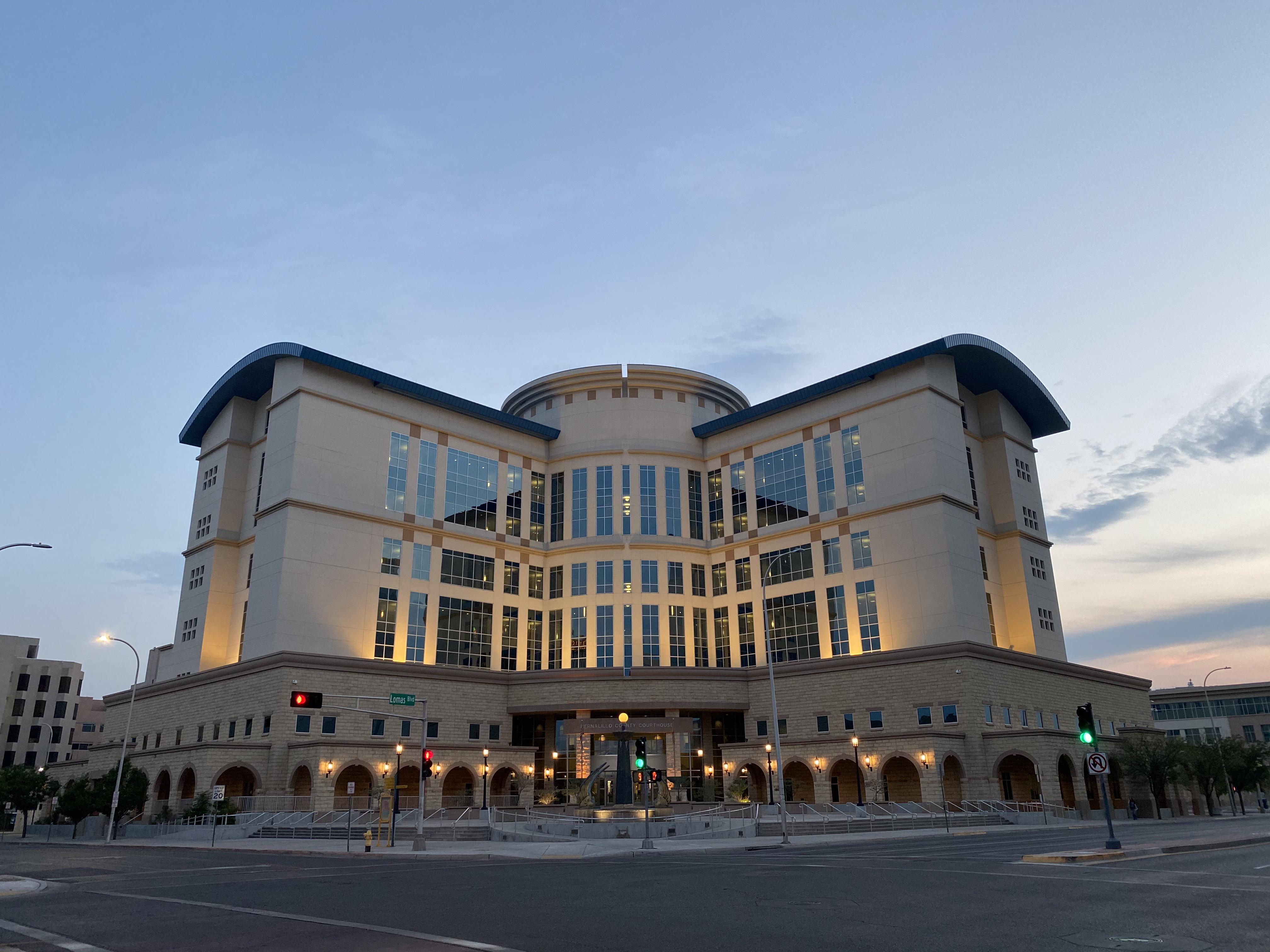Bernallilo County Courthouse, Albuquerque, New Mexico r/ArchitecturePorn