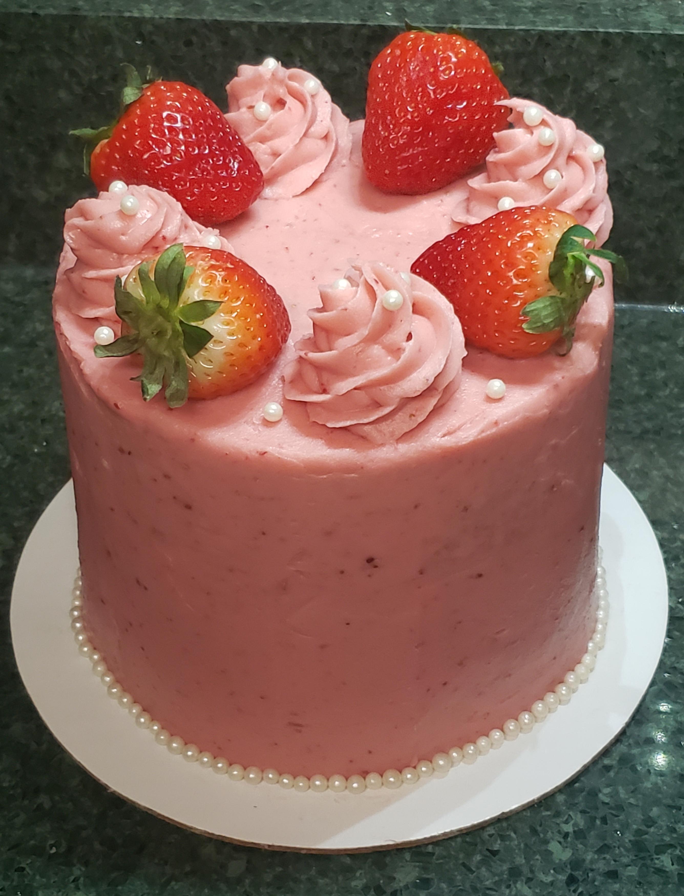 Strawberry layer cake with strawberry cream cheese buttercream r/Baking