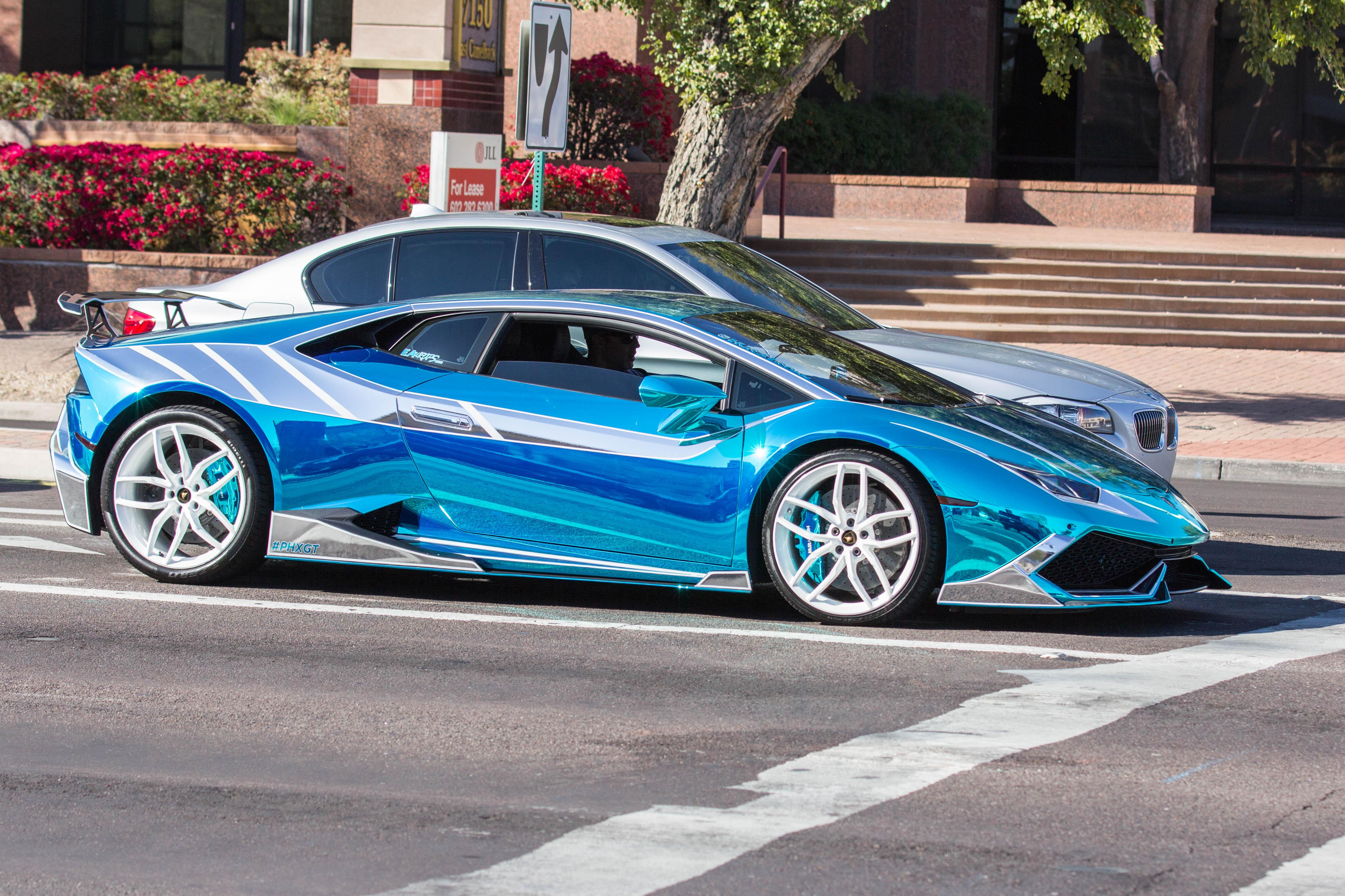 Shiny Huracán in Scottsdale, AZ r/exoticspotting