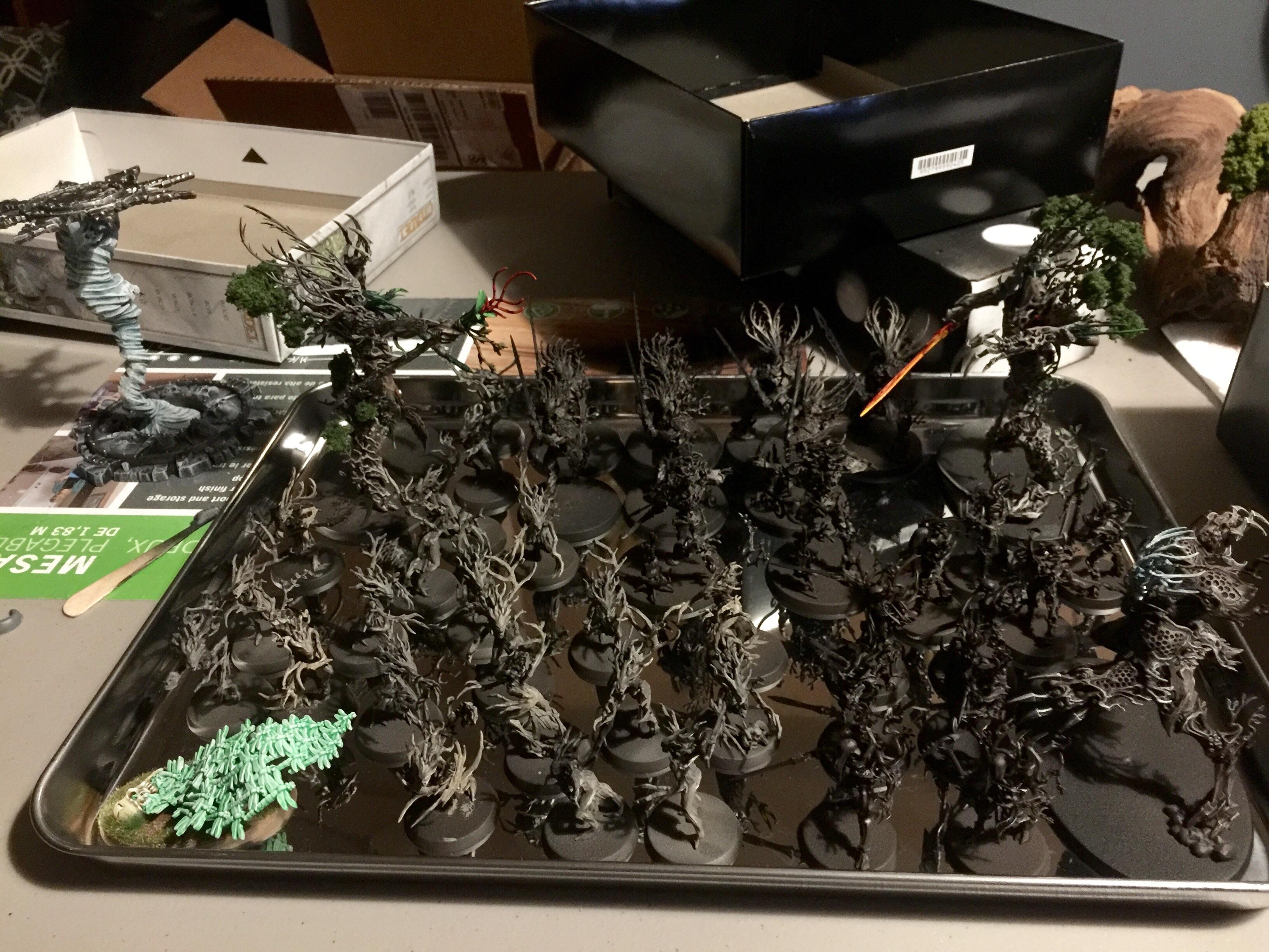 Took a break after airbrushing some base colors to glue to