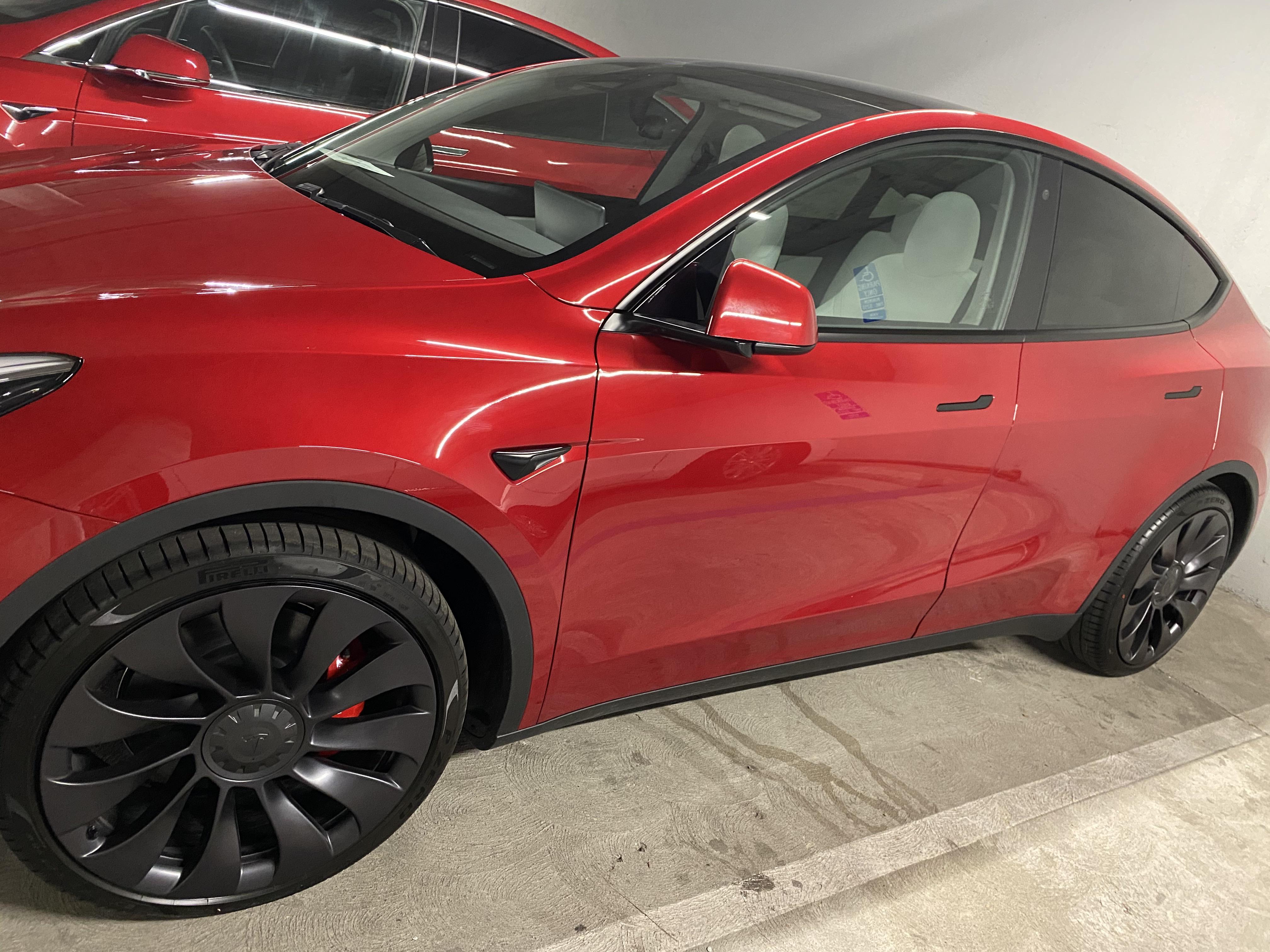 Performance Red w/ White Interior r/TeslaModelY