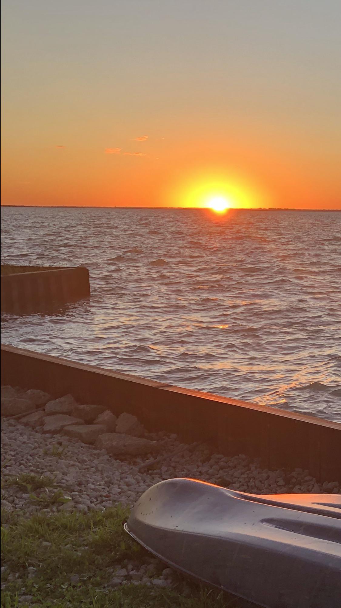 Sunset at Anchor bay drive, Clay Township MI. r/travelphotos