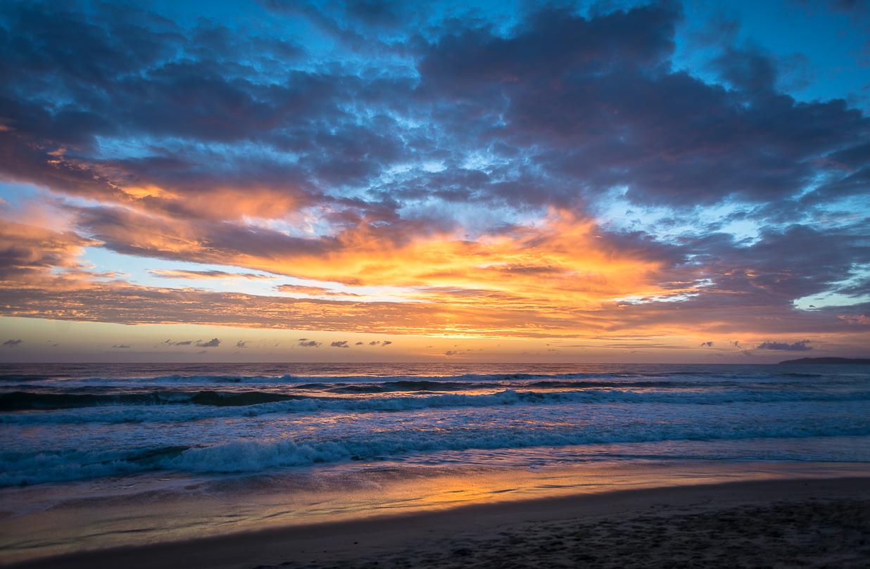 Rainbow Beach, Queensland. r/australia