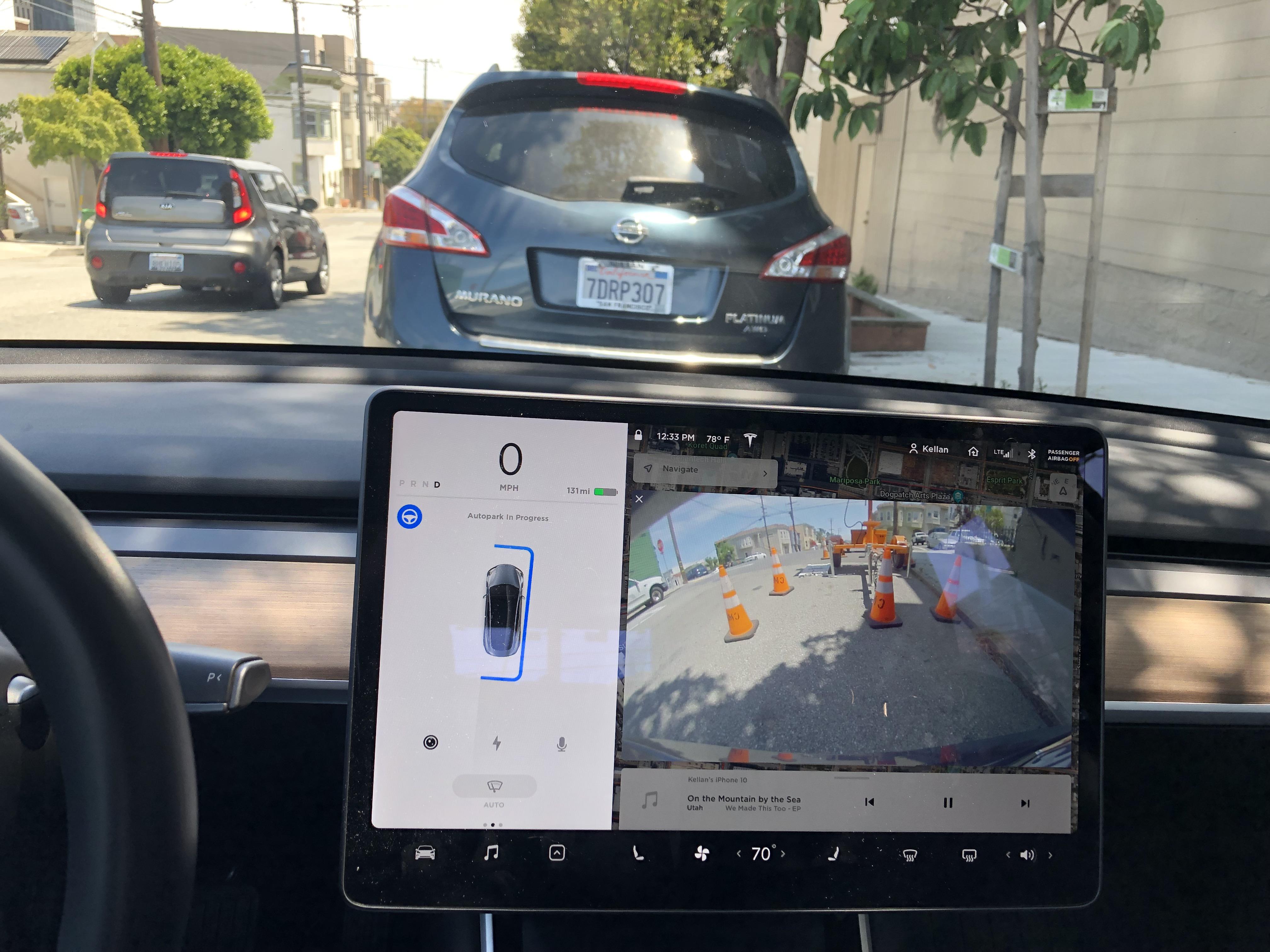 This is the first time I have seen my Tesla selfpark without a car