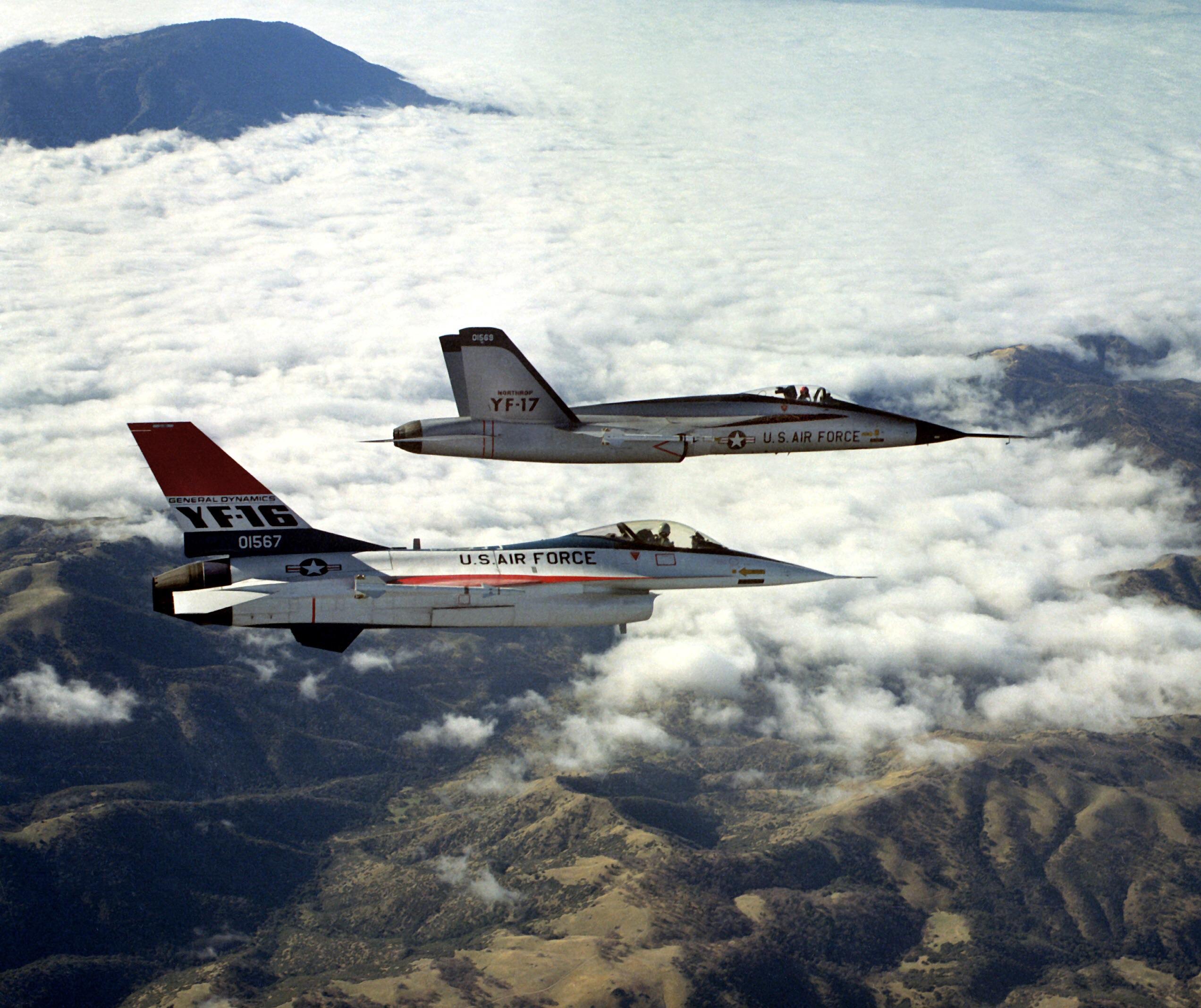 YF-16 and YF-17, later to become F-16 and F/A-18 : r/aviation
