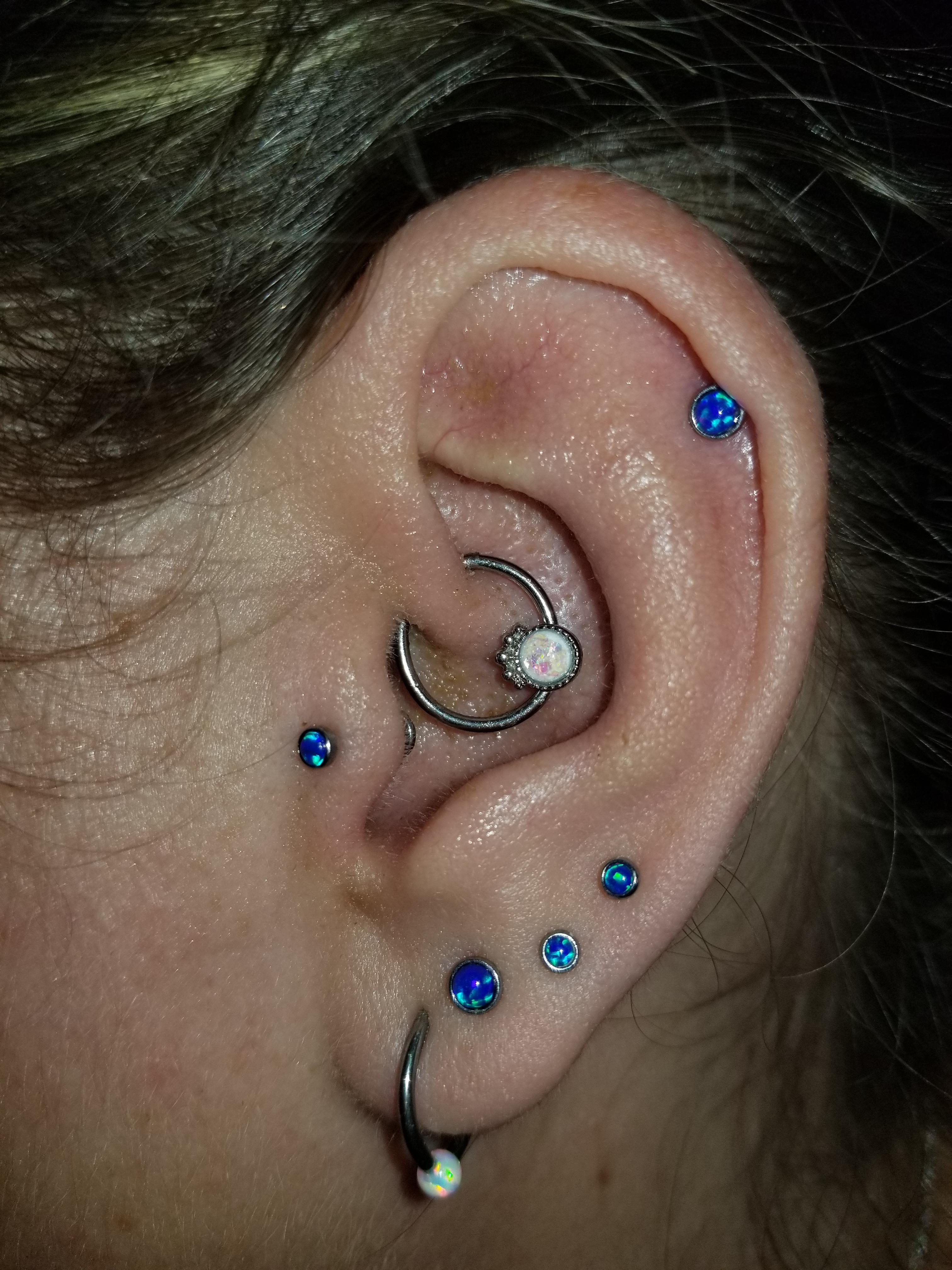 I changed my earrings today (both ears are the same). I am loving this