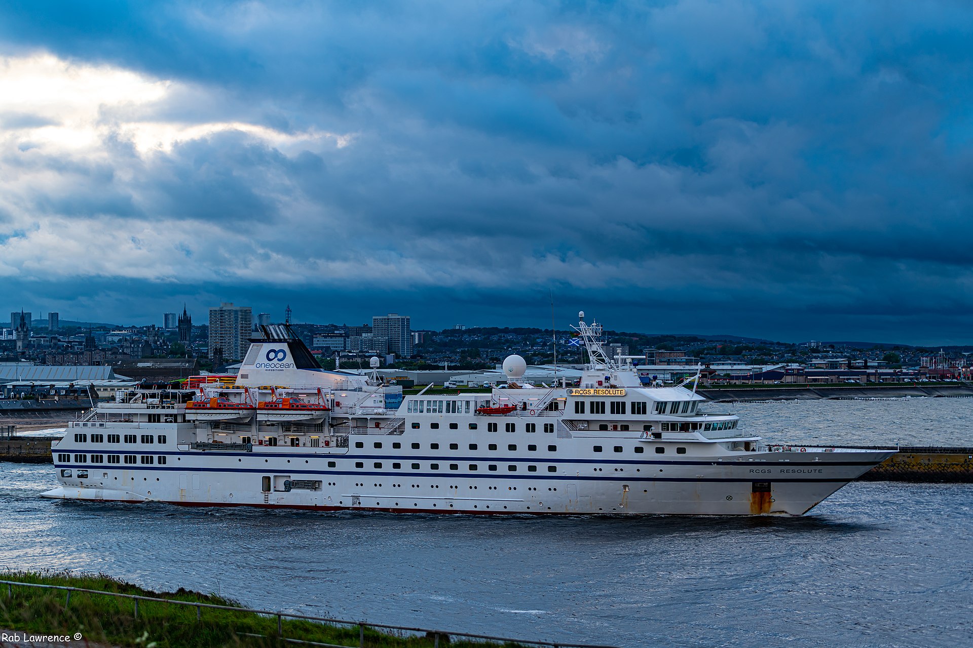 [1920 x 1280] RCGS Resolute, the ship that sunk the