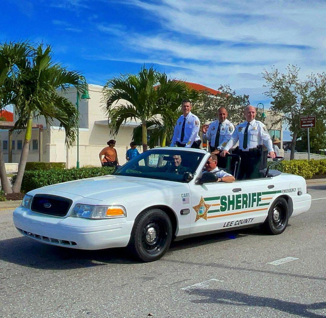 Lee county sheriff crown Victoria r/PoliceVehicles