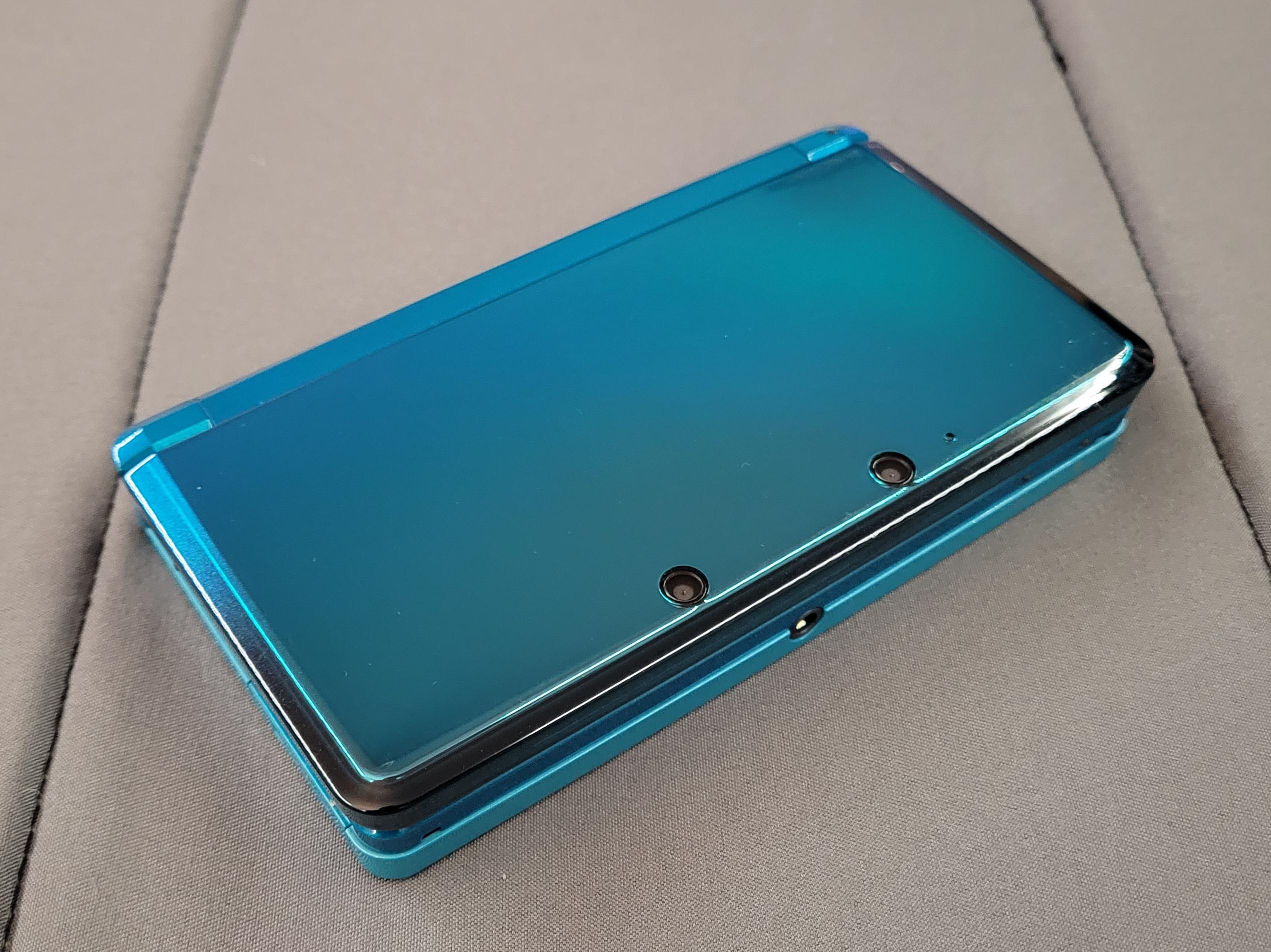 I swear, the og 3DS is absolutely Especially in aqua blue