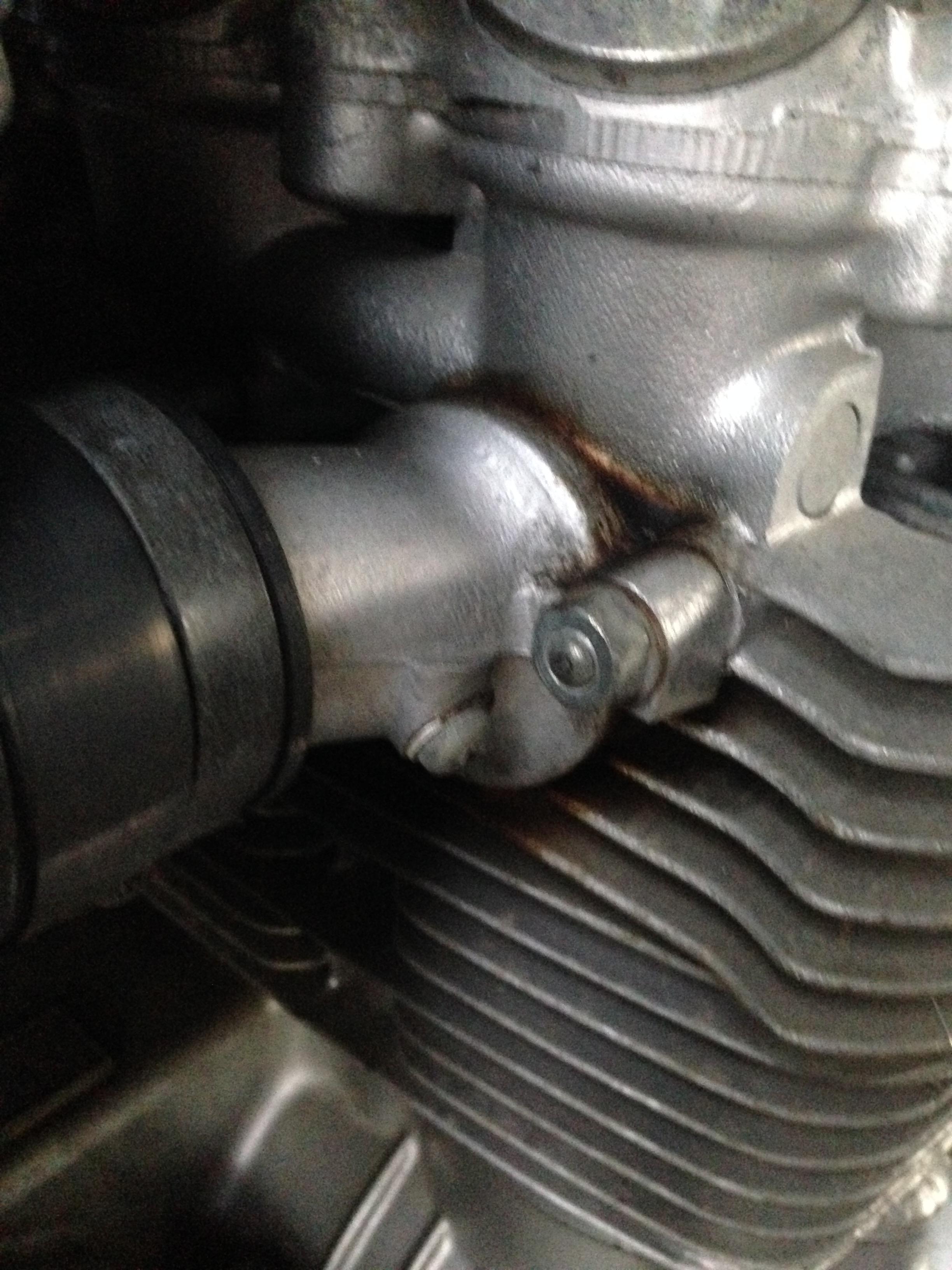 4 carb insulator vacuum leak. How common? HondaCB