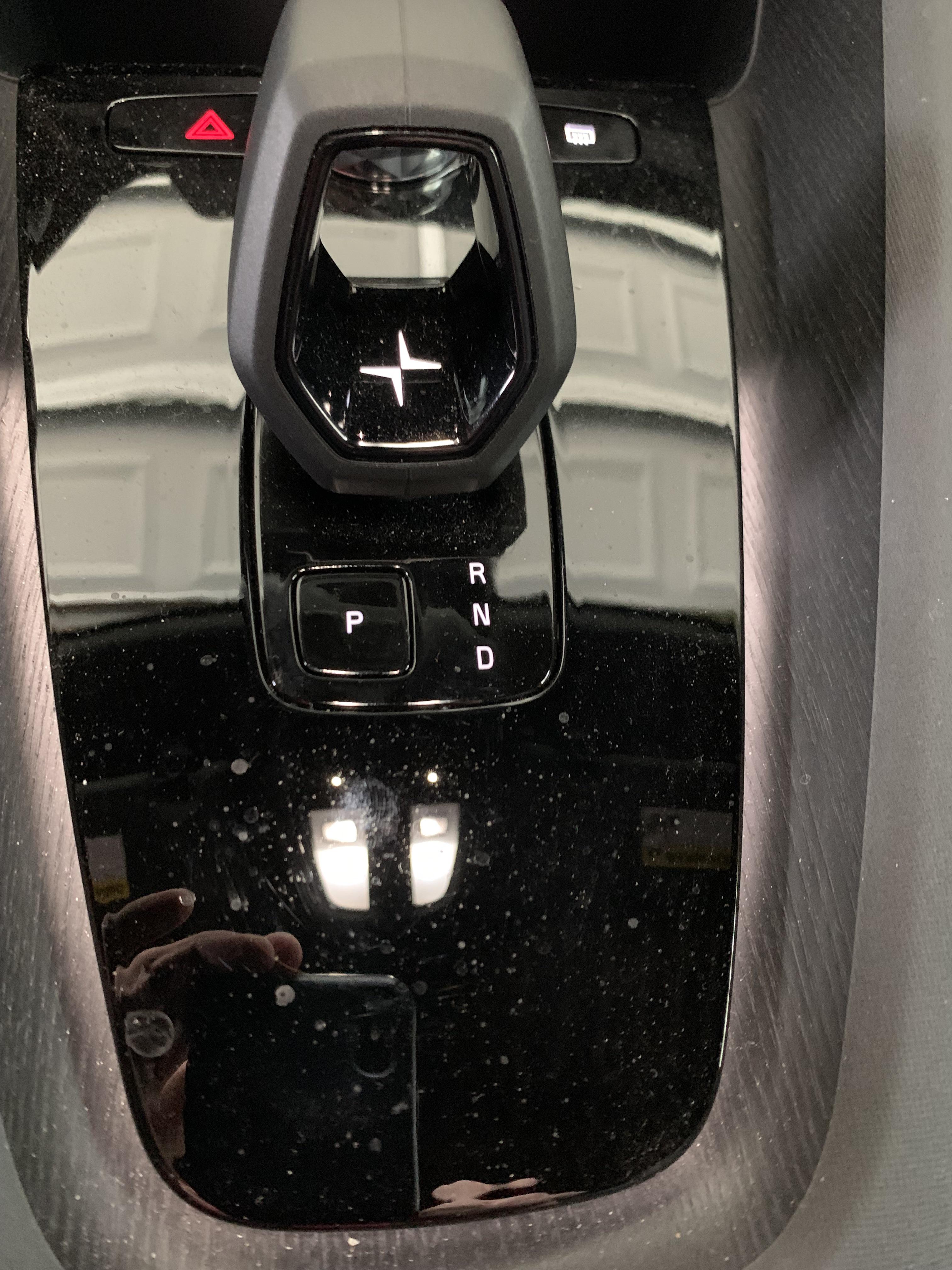 Cleaning Piano Black Interior r/Detailing