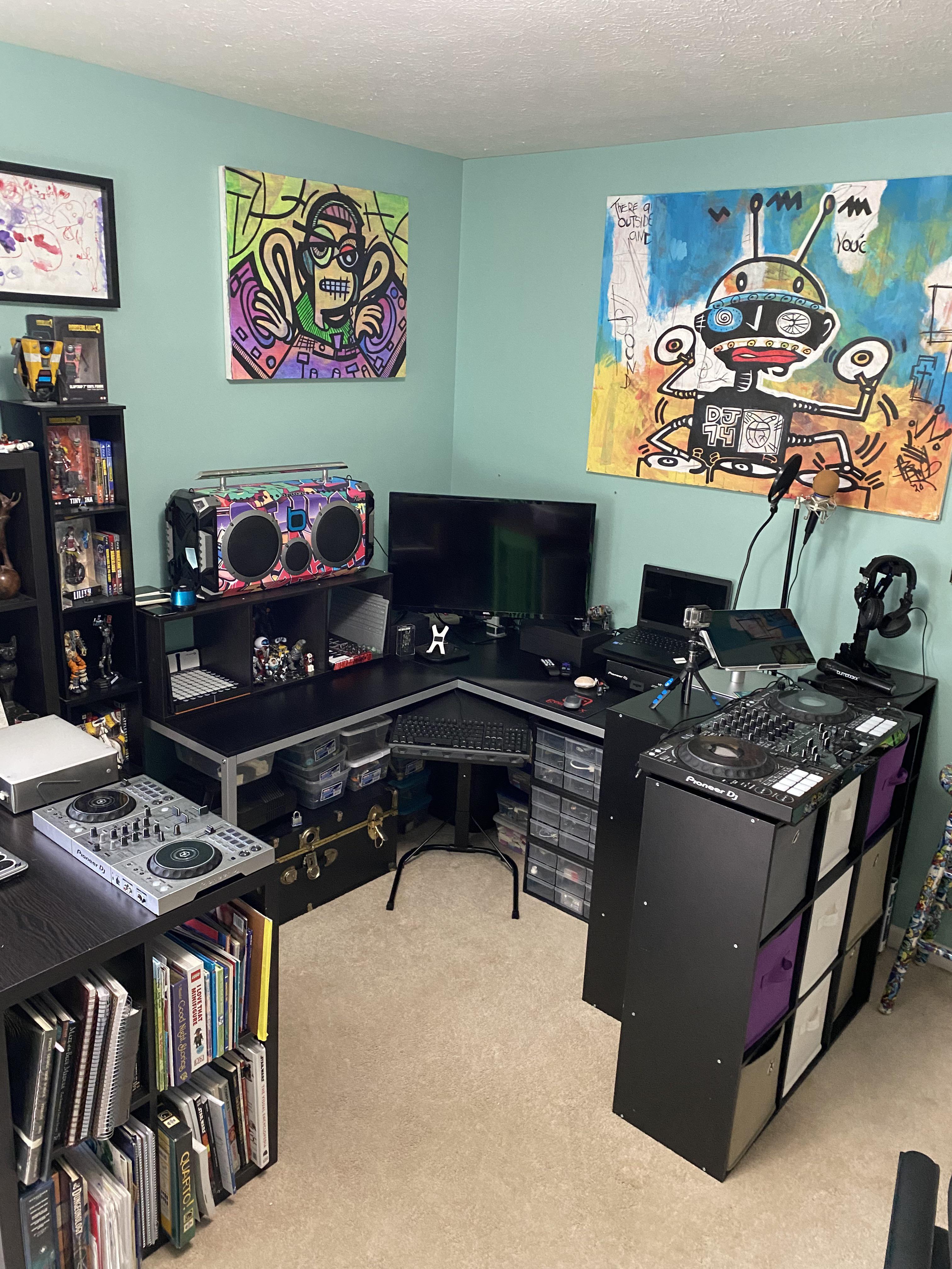 Little office setup r/DJSetups