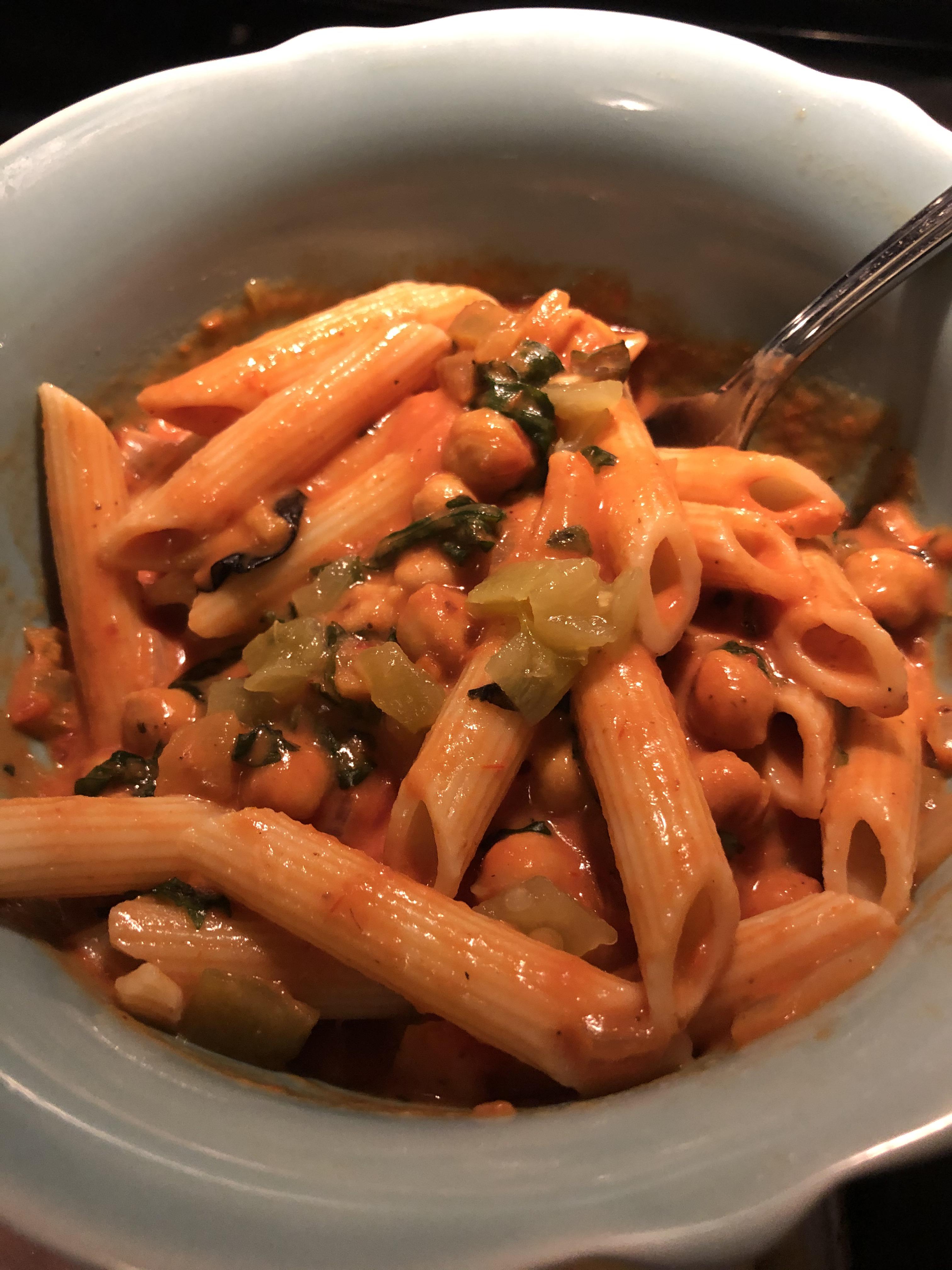 Spicy chickpea pasta r/veganrecipes